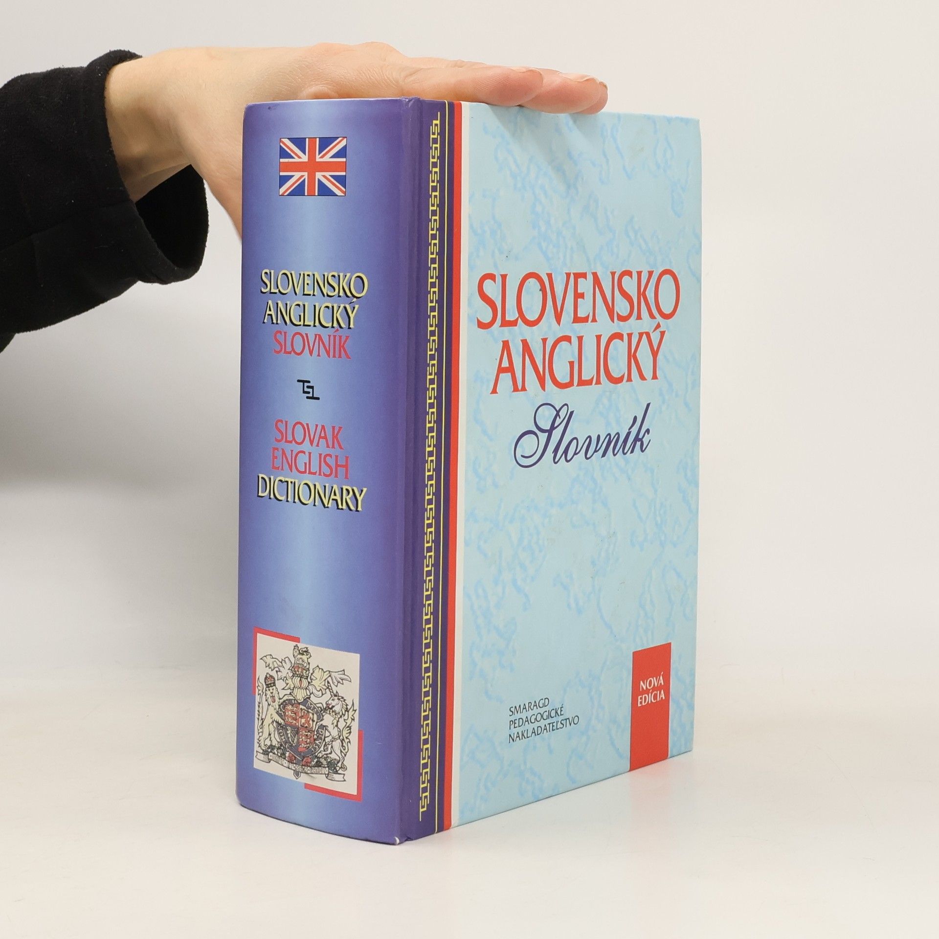 Slovensko-anglický slovník = Slovak english dictionary