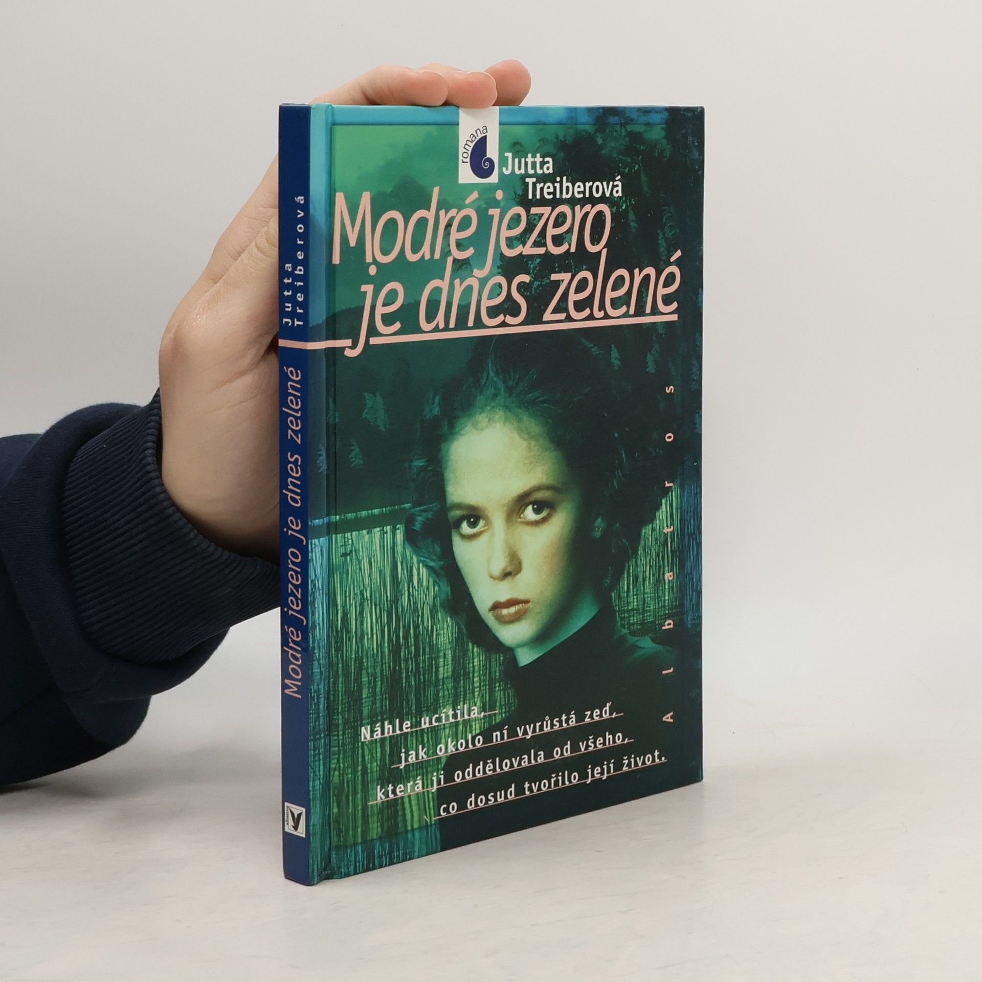 Jutta Treiber Modré jezero je dnes zelené