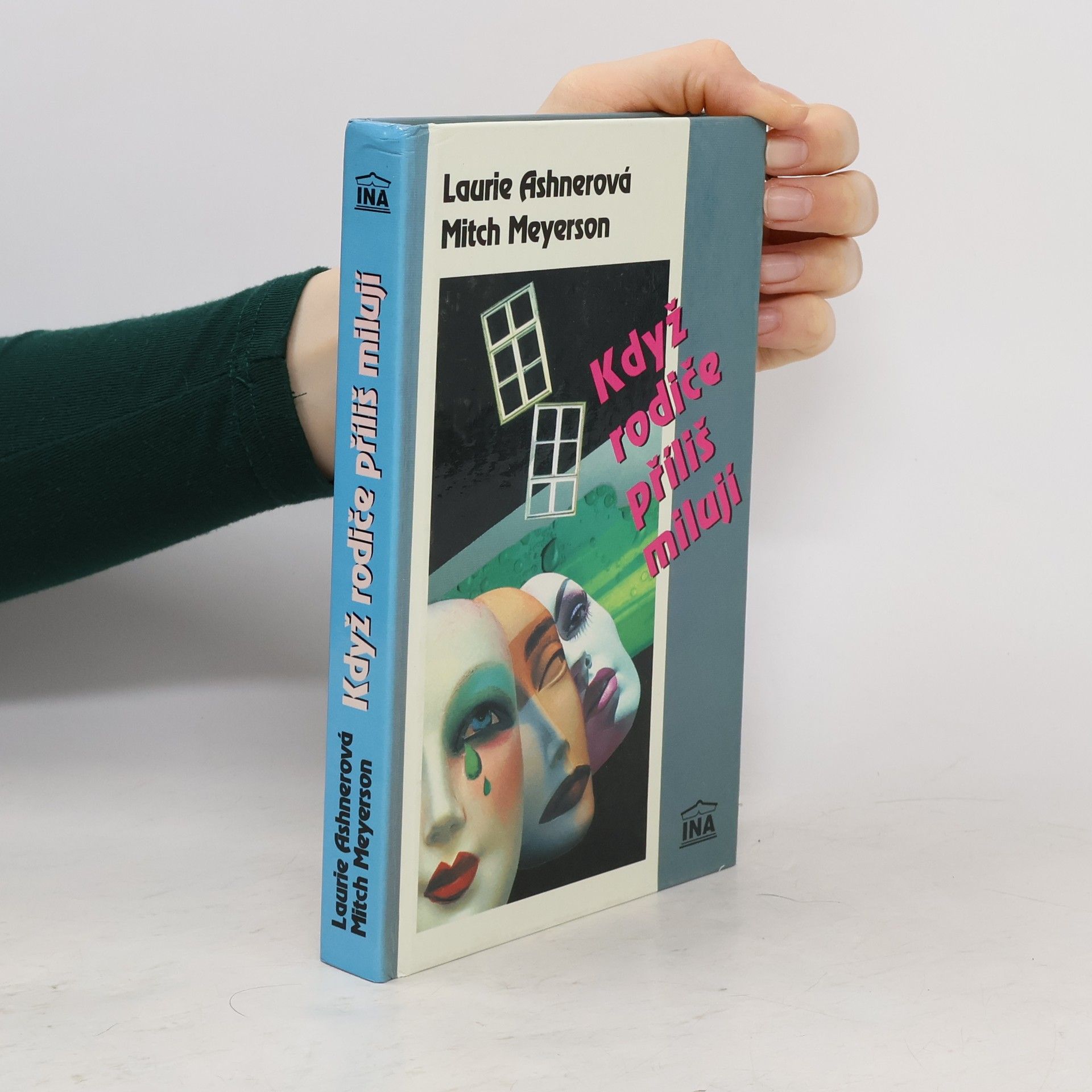 Když rodiče příliš milují