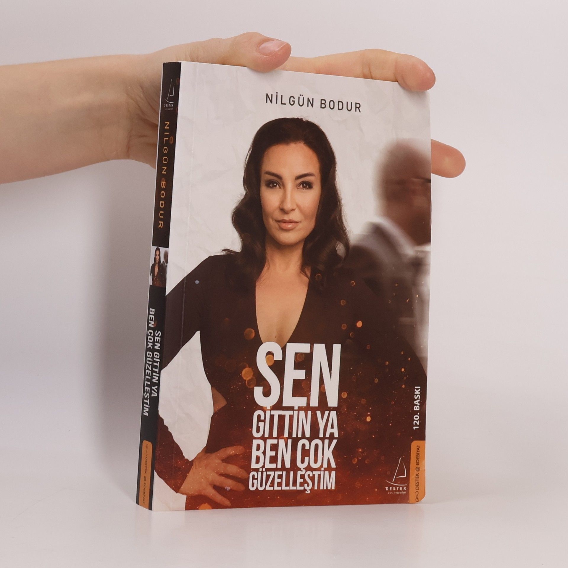 Nilgün Bodur Sen Gittin Ya Ben Cok Güzellestim