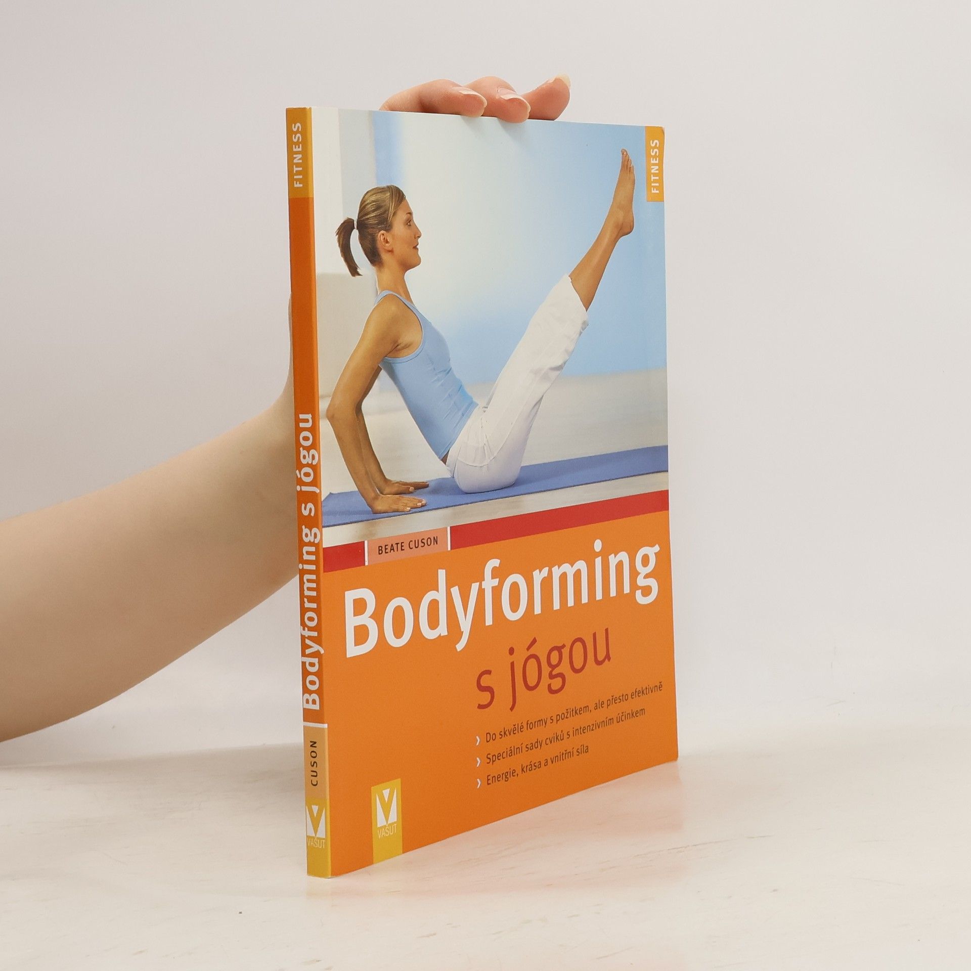 Beate Cuson Bodyforming s jógou