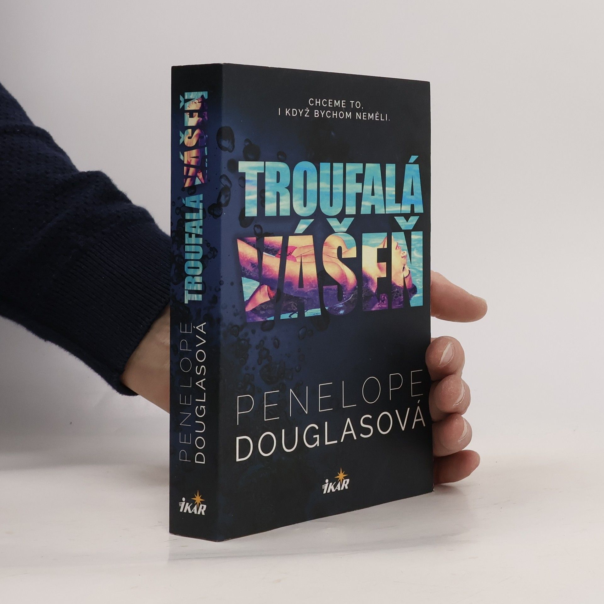 Penelope Douglas Troufalá vášeň