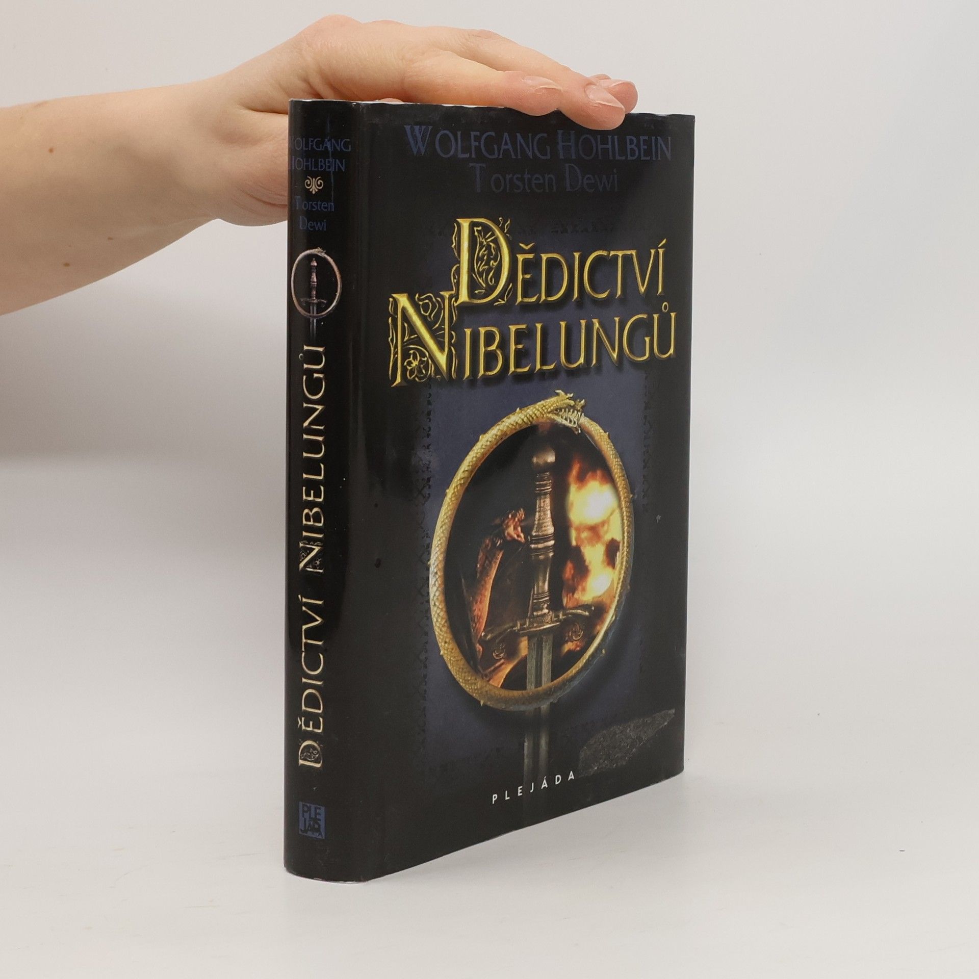 Wolfgang Hohlbein Dědictví Nibelungů