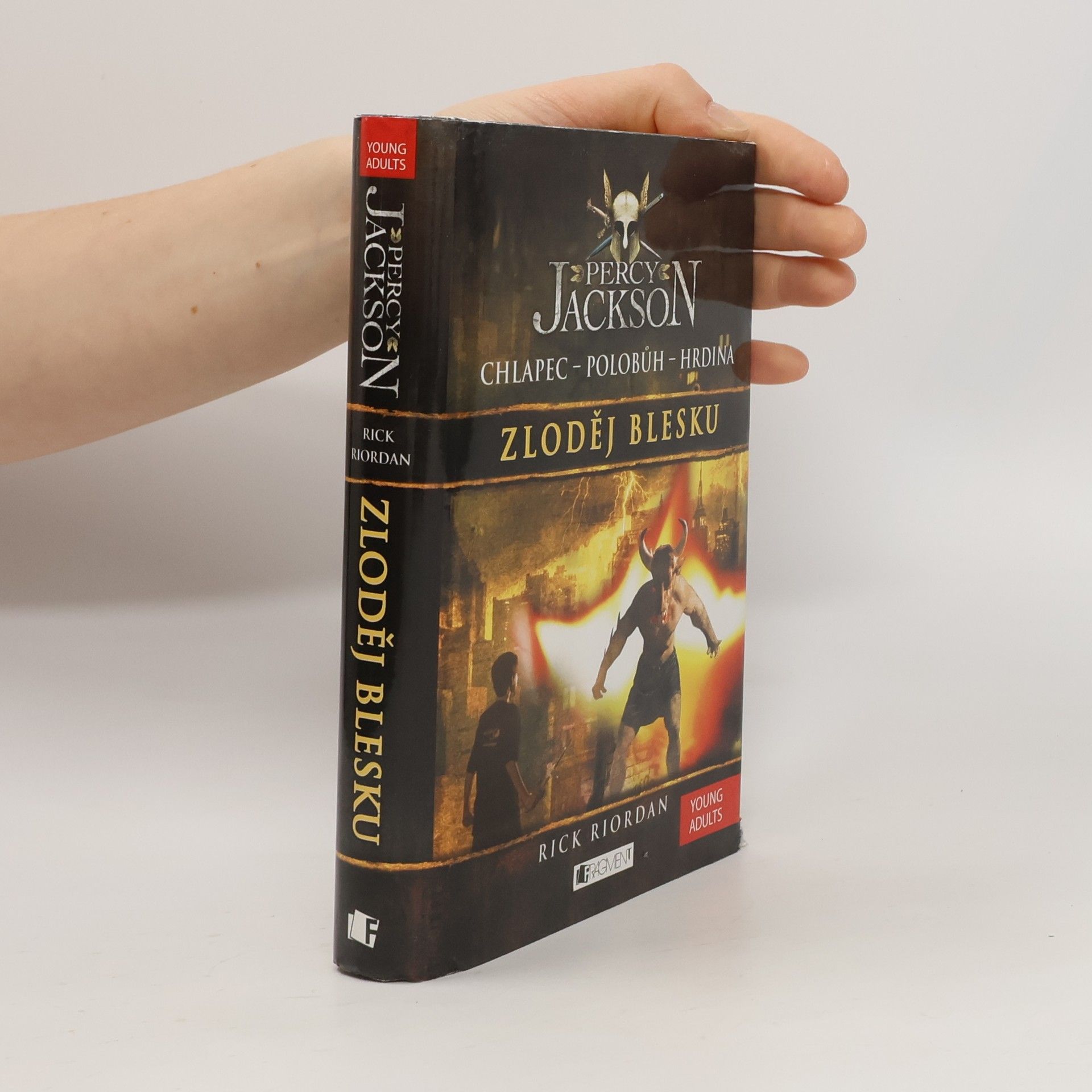 Rick Riordan Percy Jackson. Zloděj blesku