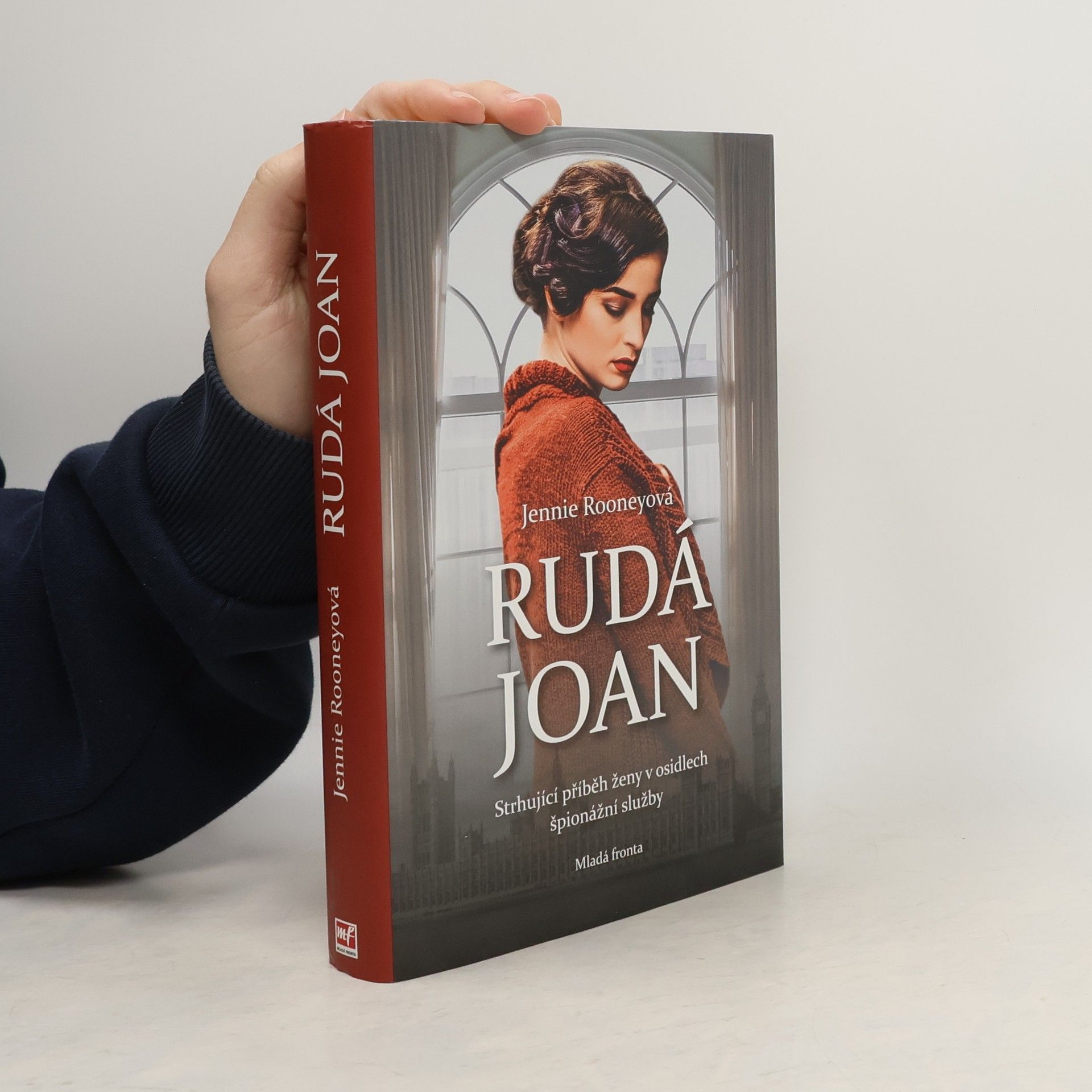 Jennie Rooney Rudá Joan