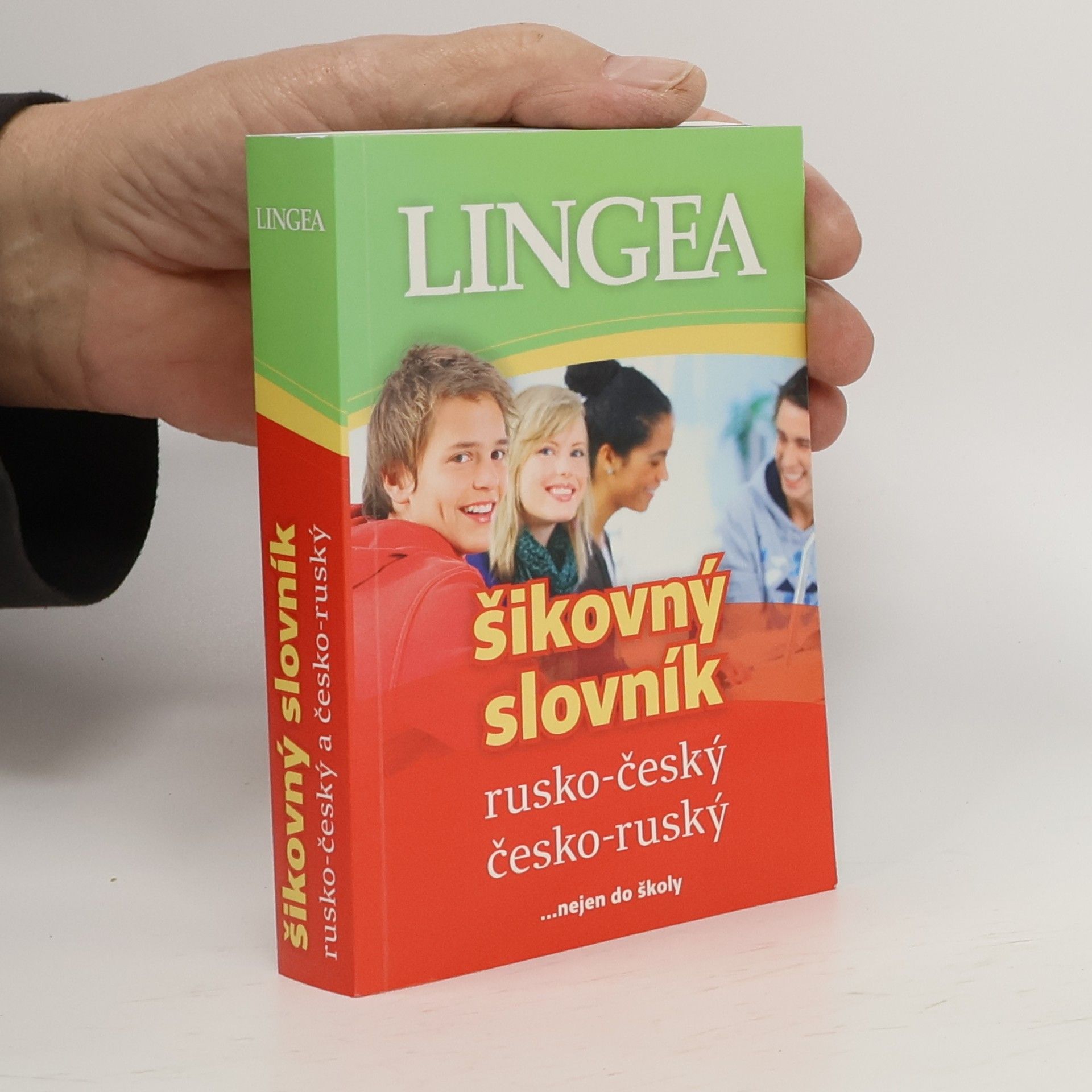 Autores varios Šikovný slovník rusko-český, česko-ruský