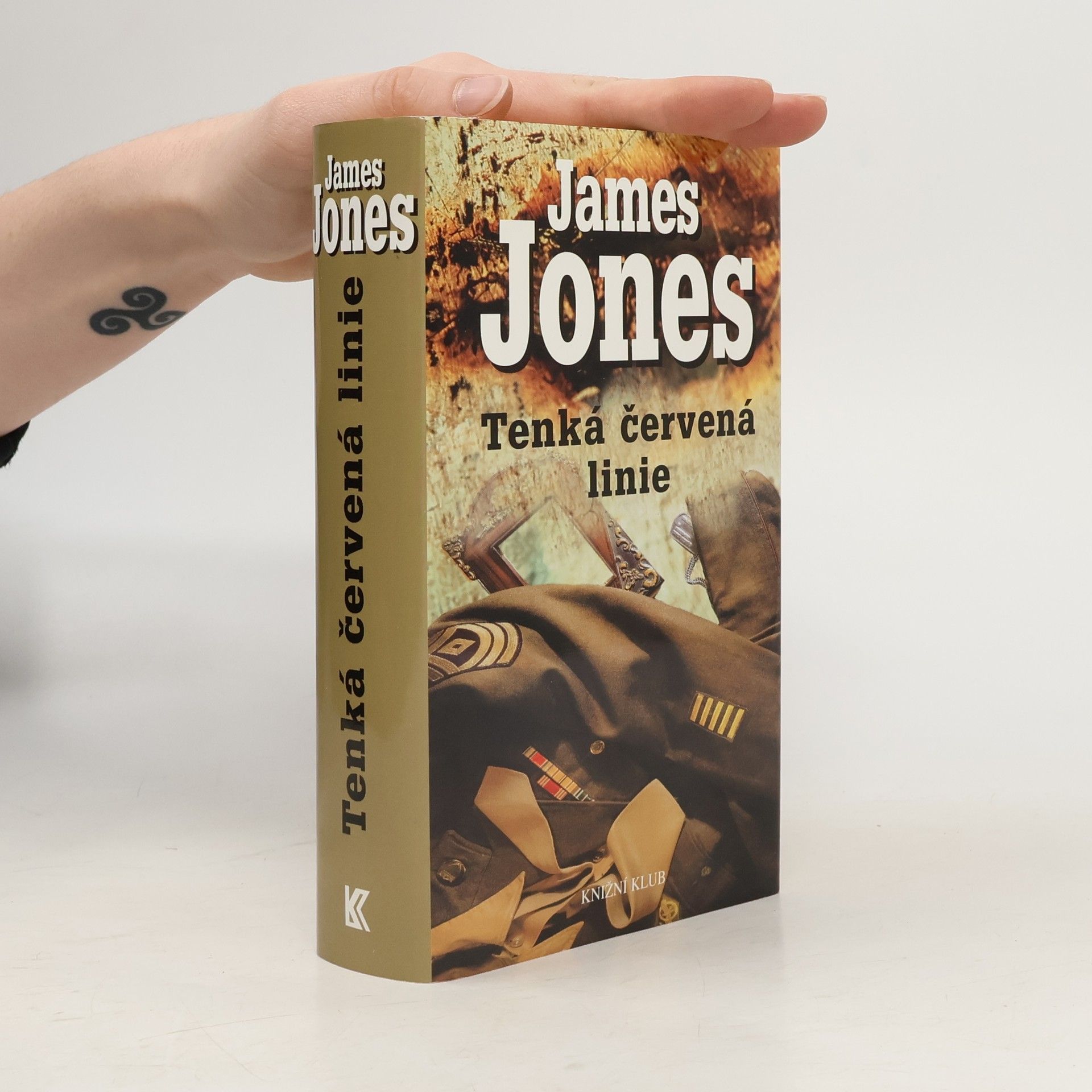 James Jones Tenká červená linie
