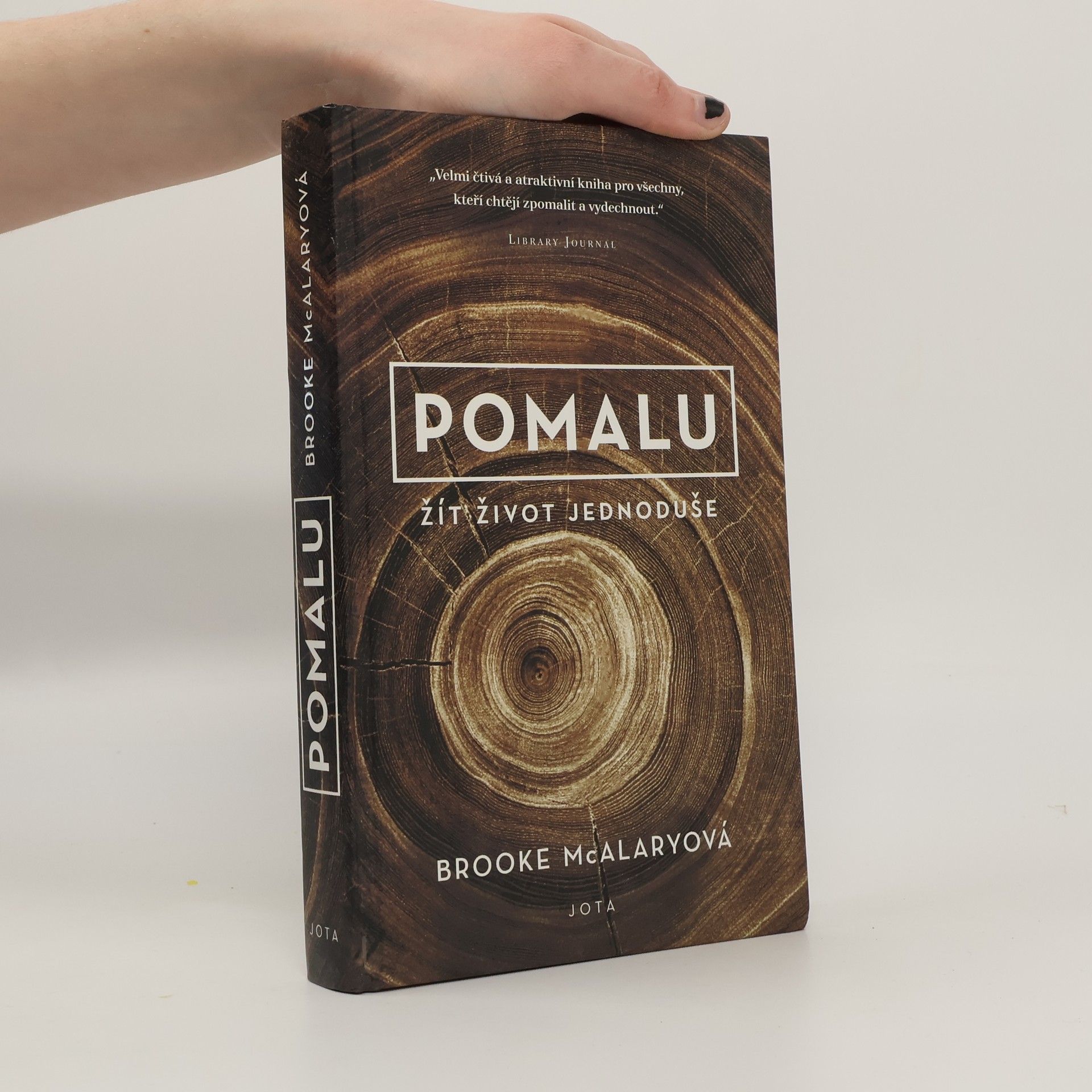 Brooke McAlary Pomalu