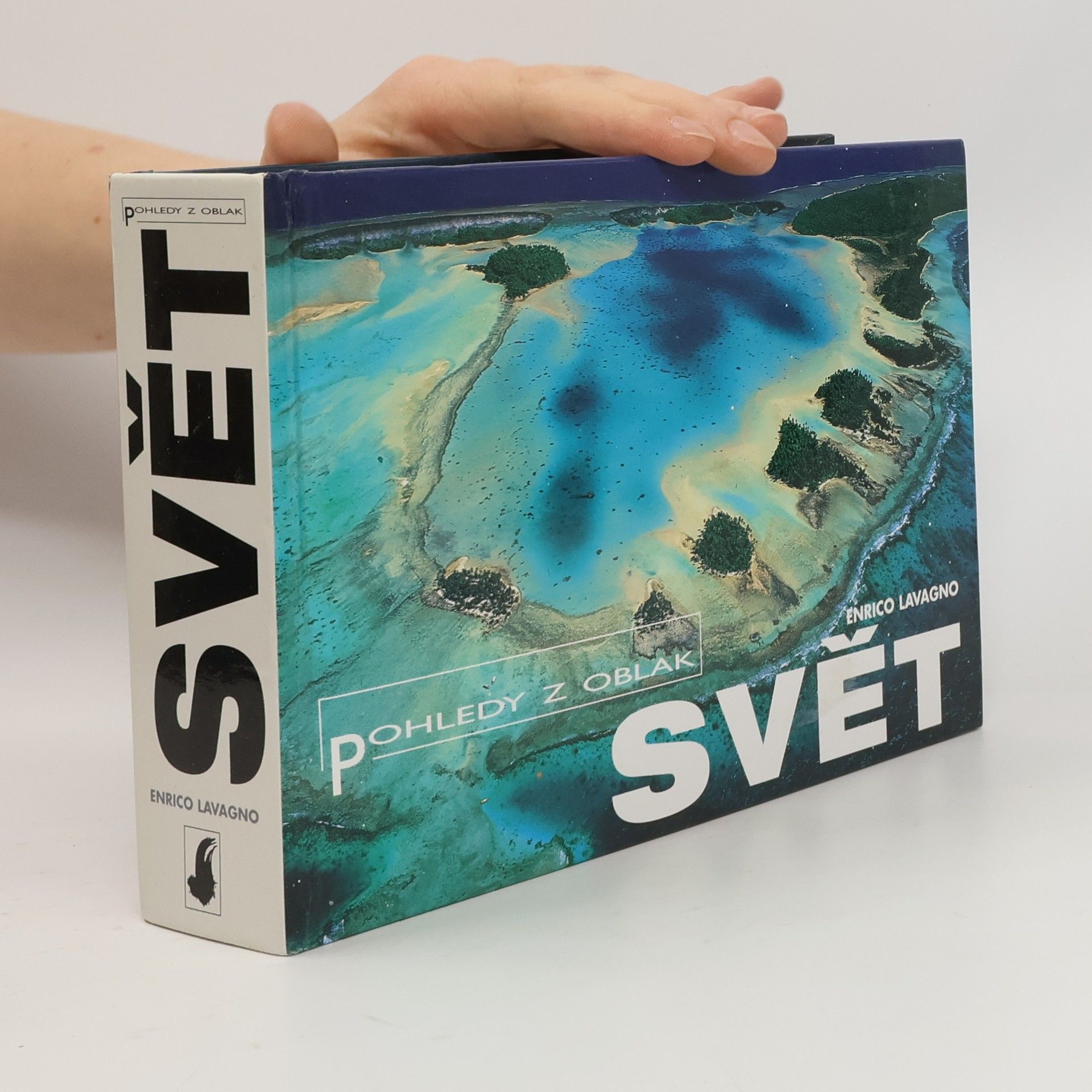 Enrico Lavagno Svět - pohledy z oblak