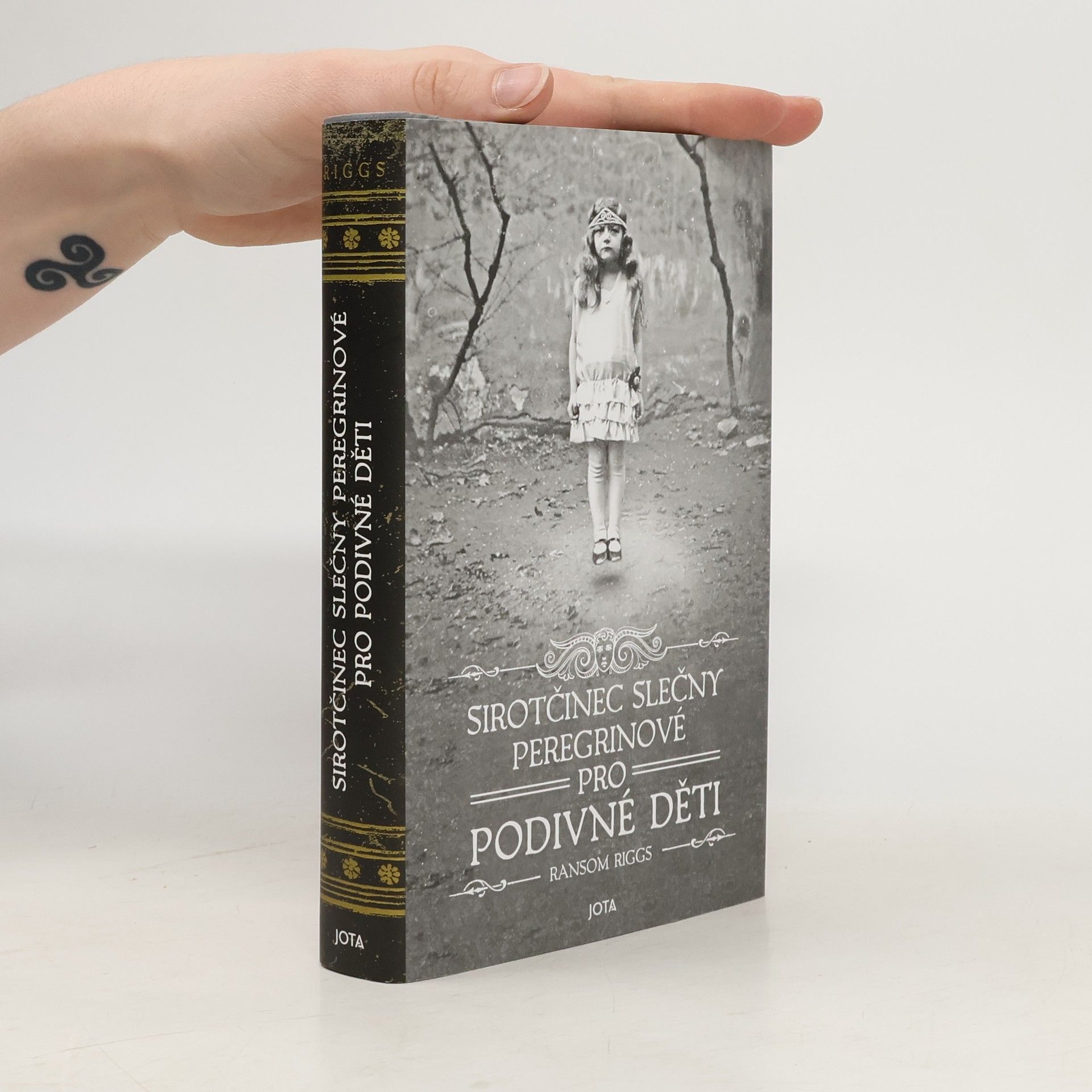 Ransom Riggs Sirotčinec slečny Peregrinové pro podivné děti