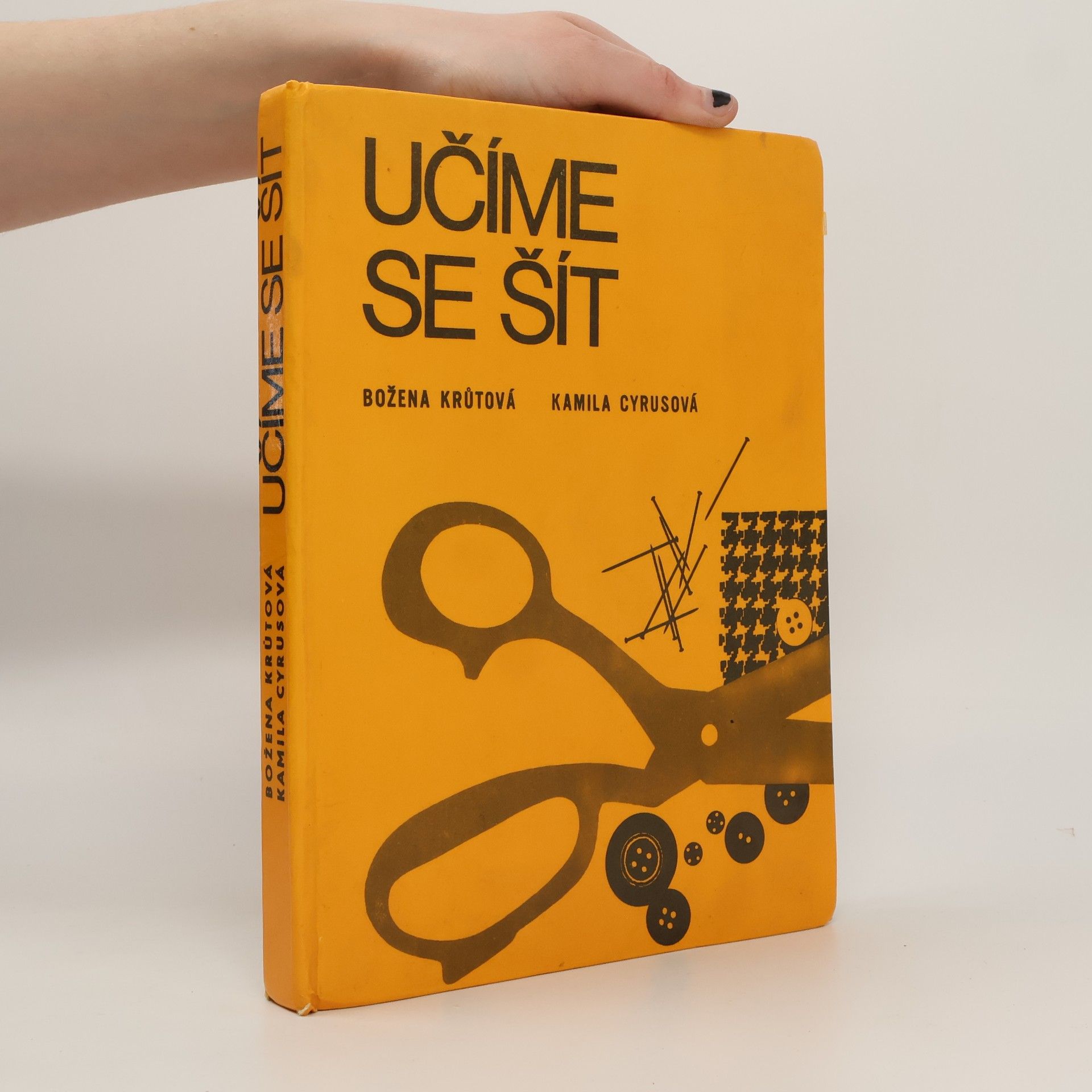 Kamila Cyrusová Učíme se šít