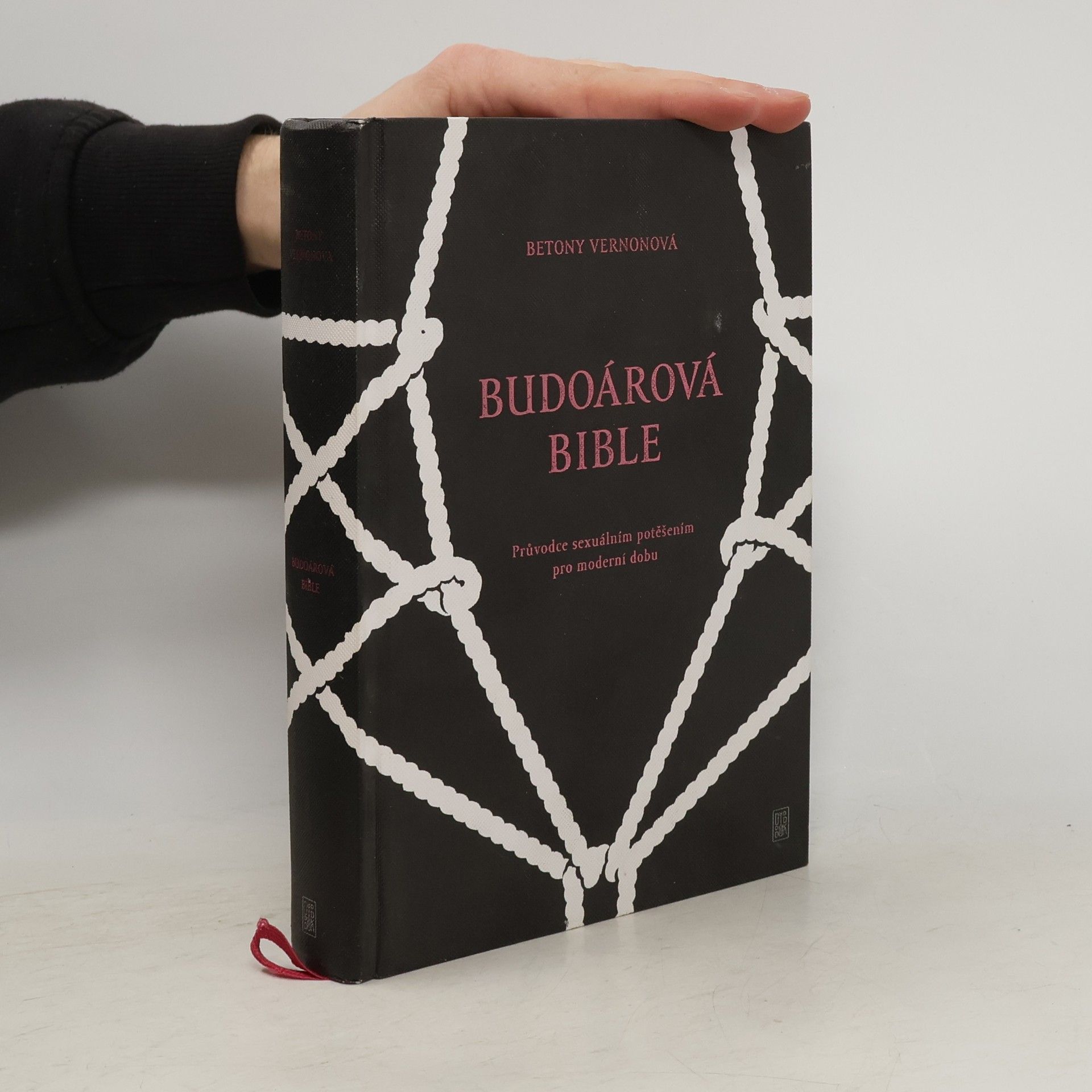 Betony Vernon Budoárová bible