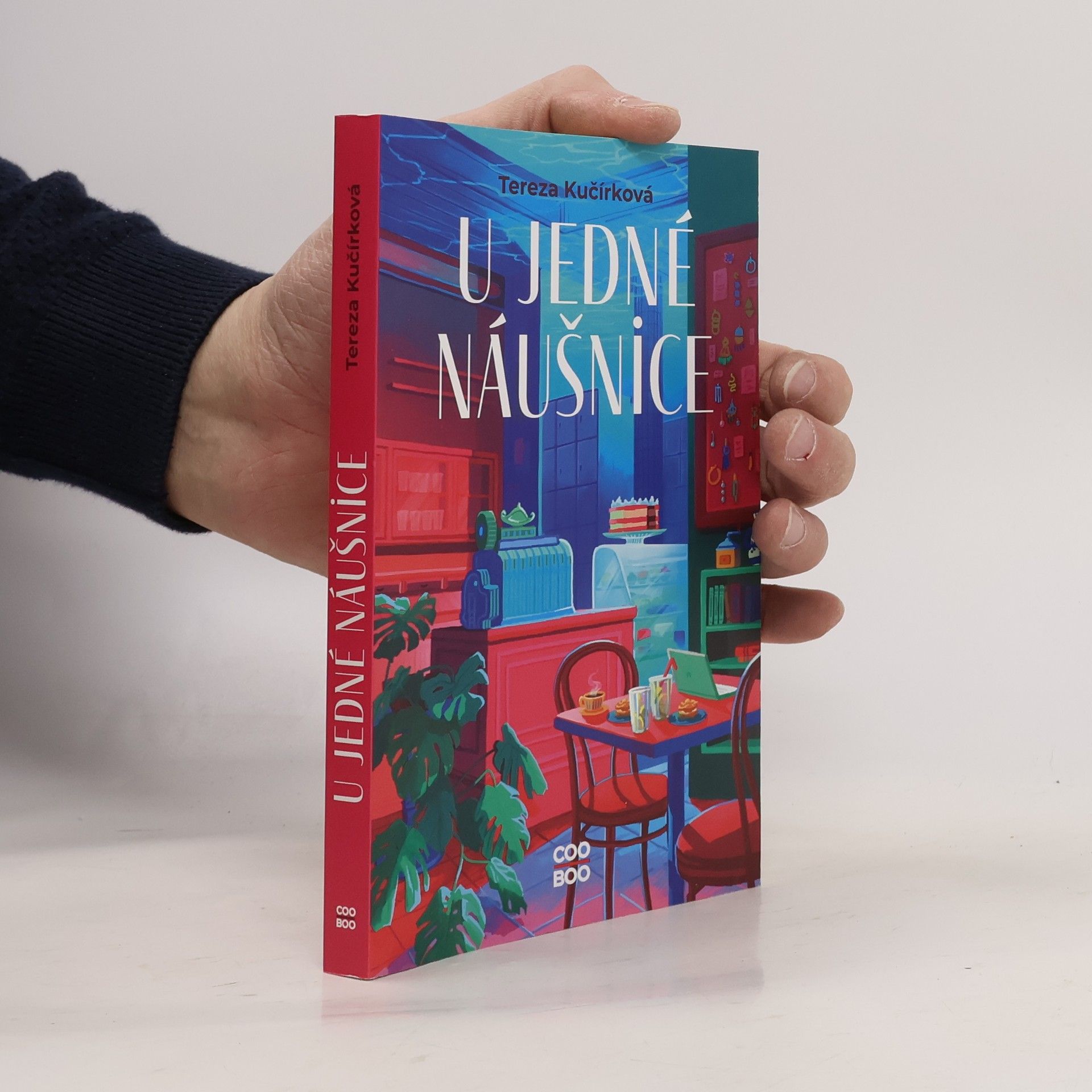 Tereza Kučírková U jedné náušnice