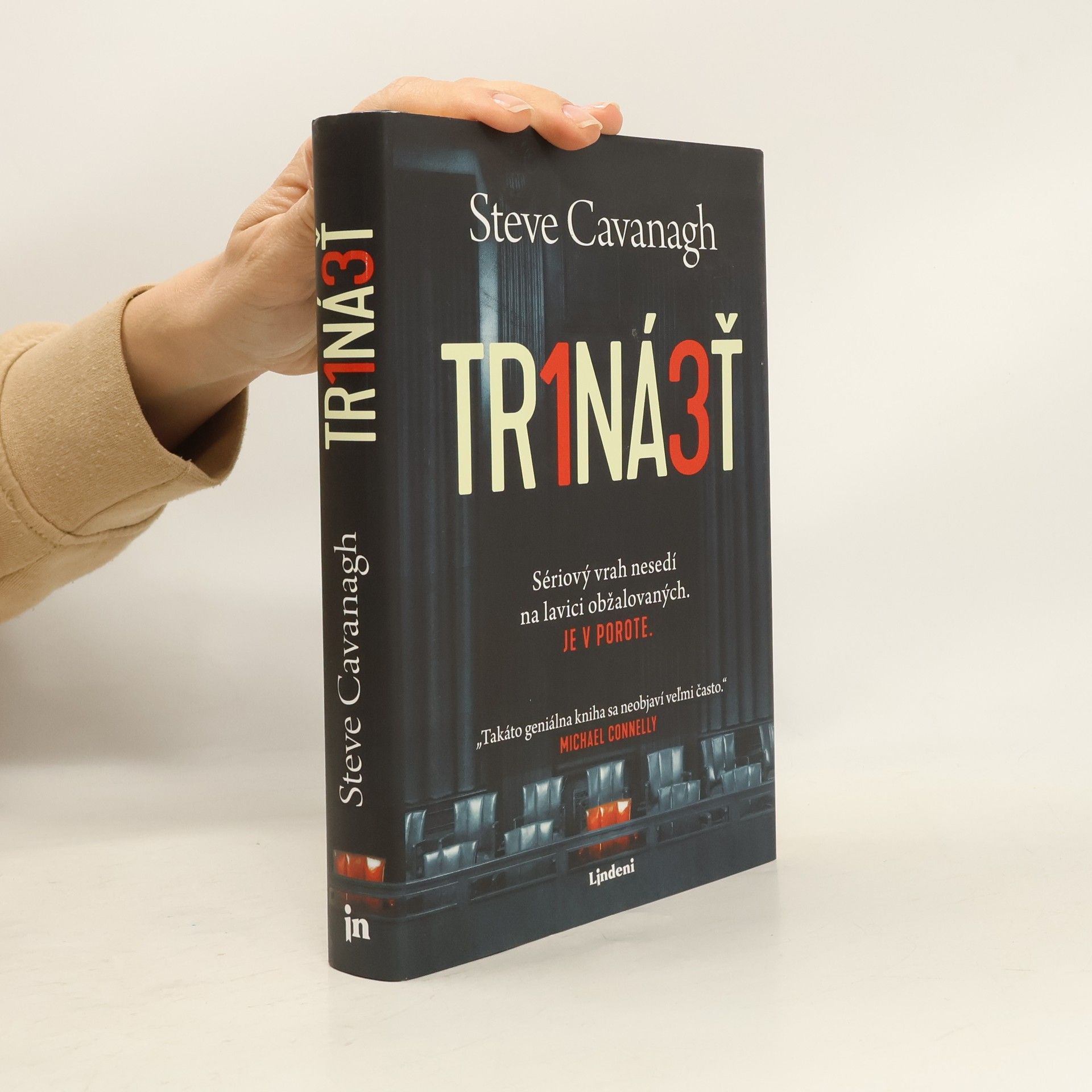 Steve Cavanagh Trinásť