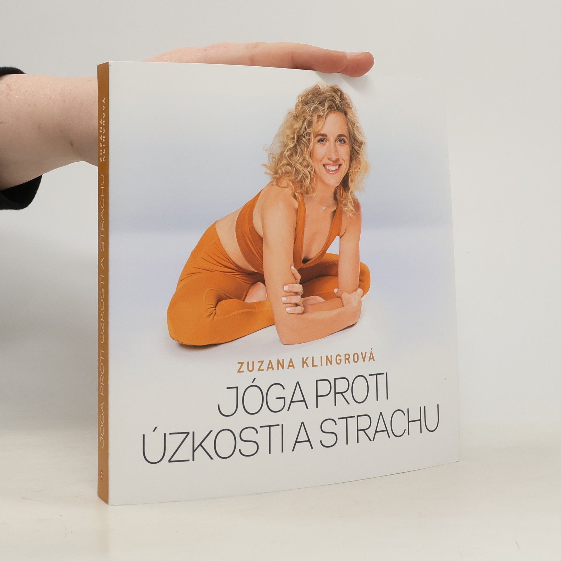 Zuzka Klingrová Jóga proti úzkosti a strachu