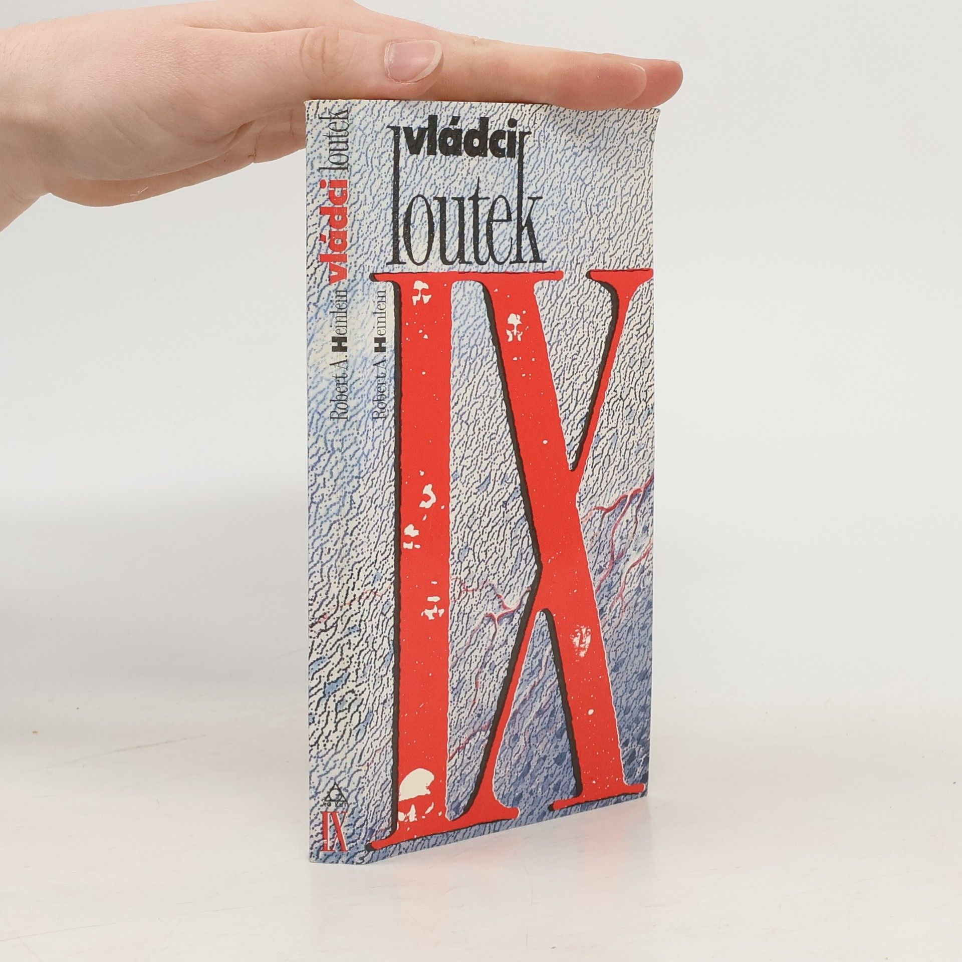 Robert A. Heinlein Vládci loutek