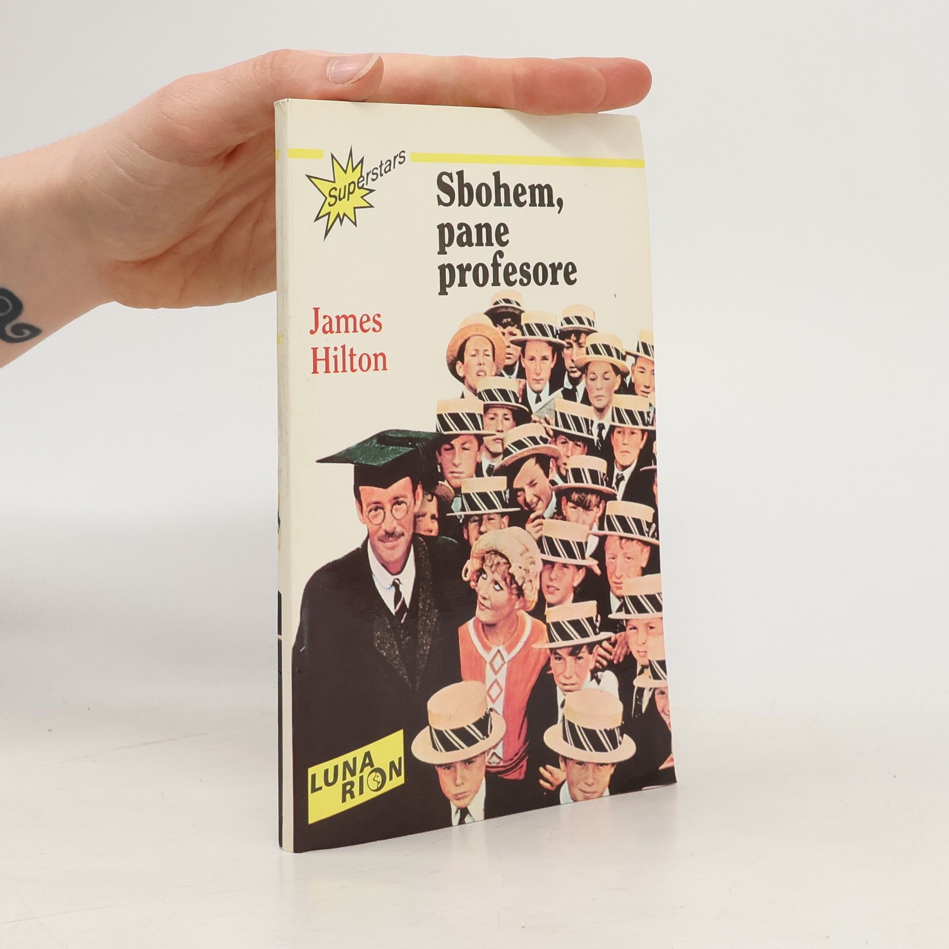 James Hilton Sbohem, pane profesore