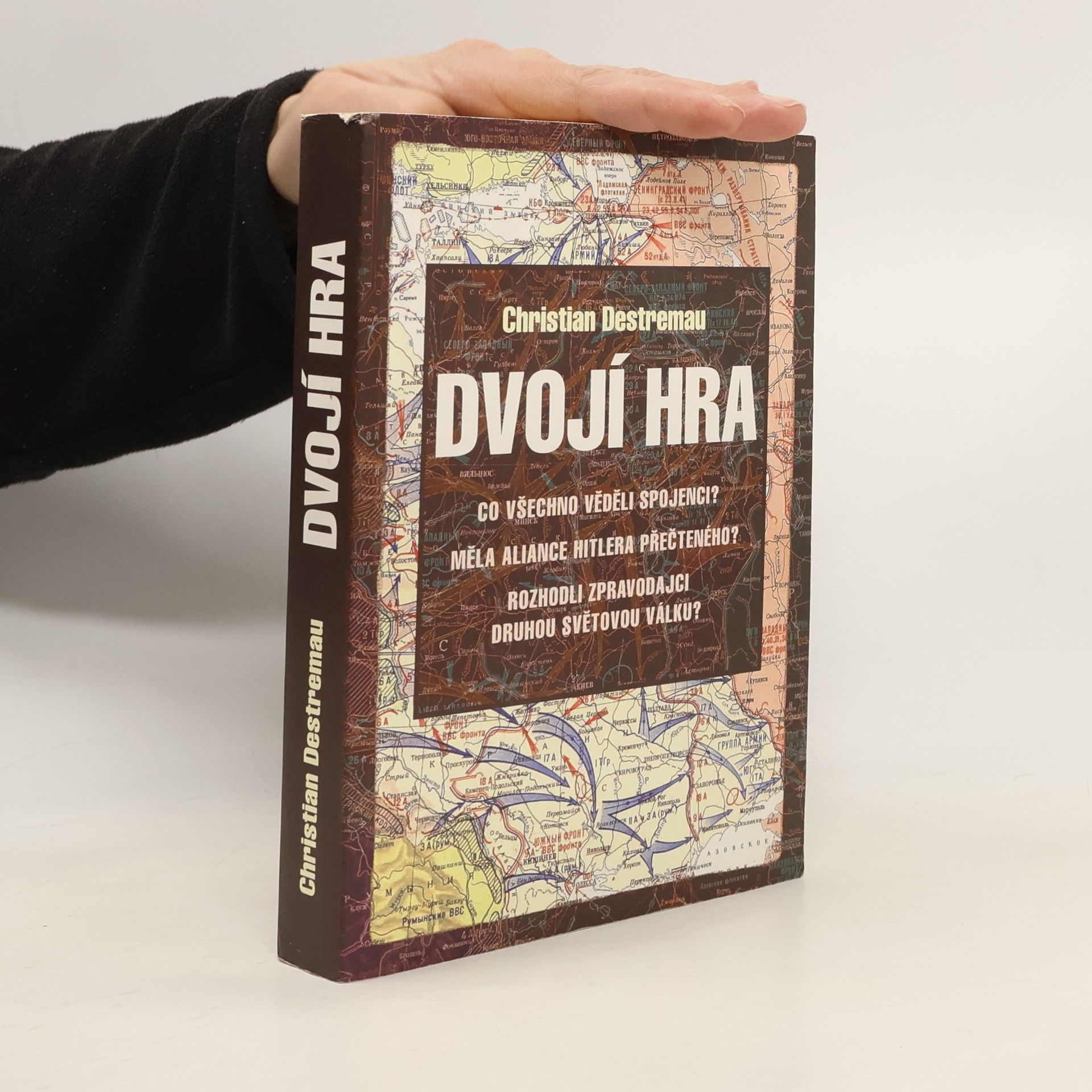Christian Destremau Dvojí hra