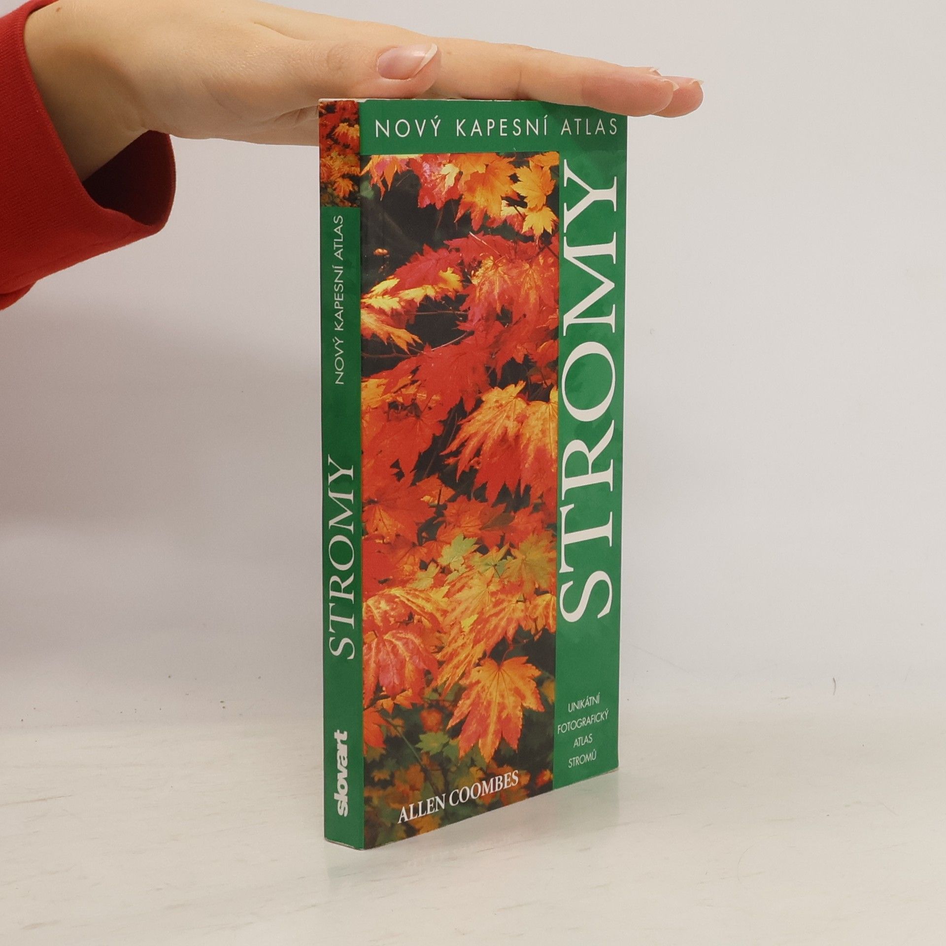 Allen J. Coombes Stromy - Nový kapesní atlas