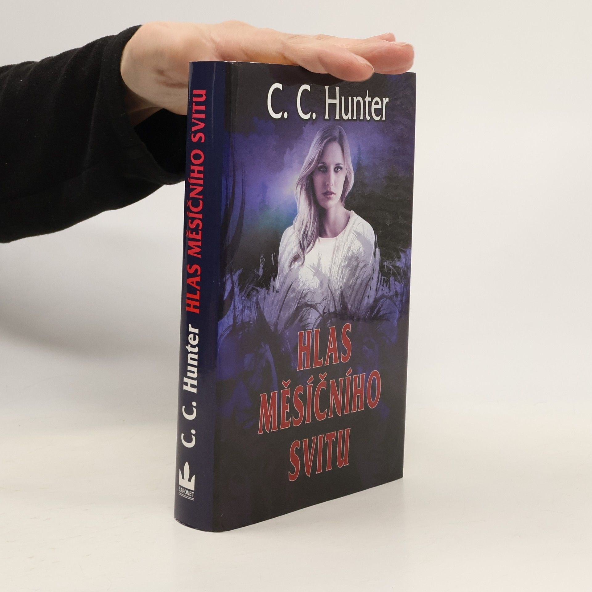 C.C. Hunter Údolí stínů 4: Hlas měsíčního svitu (Whispers at Moonrise)