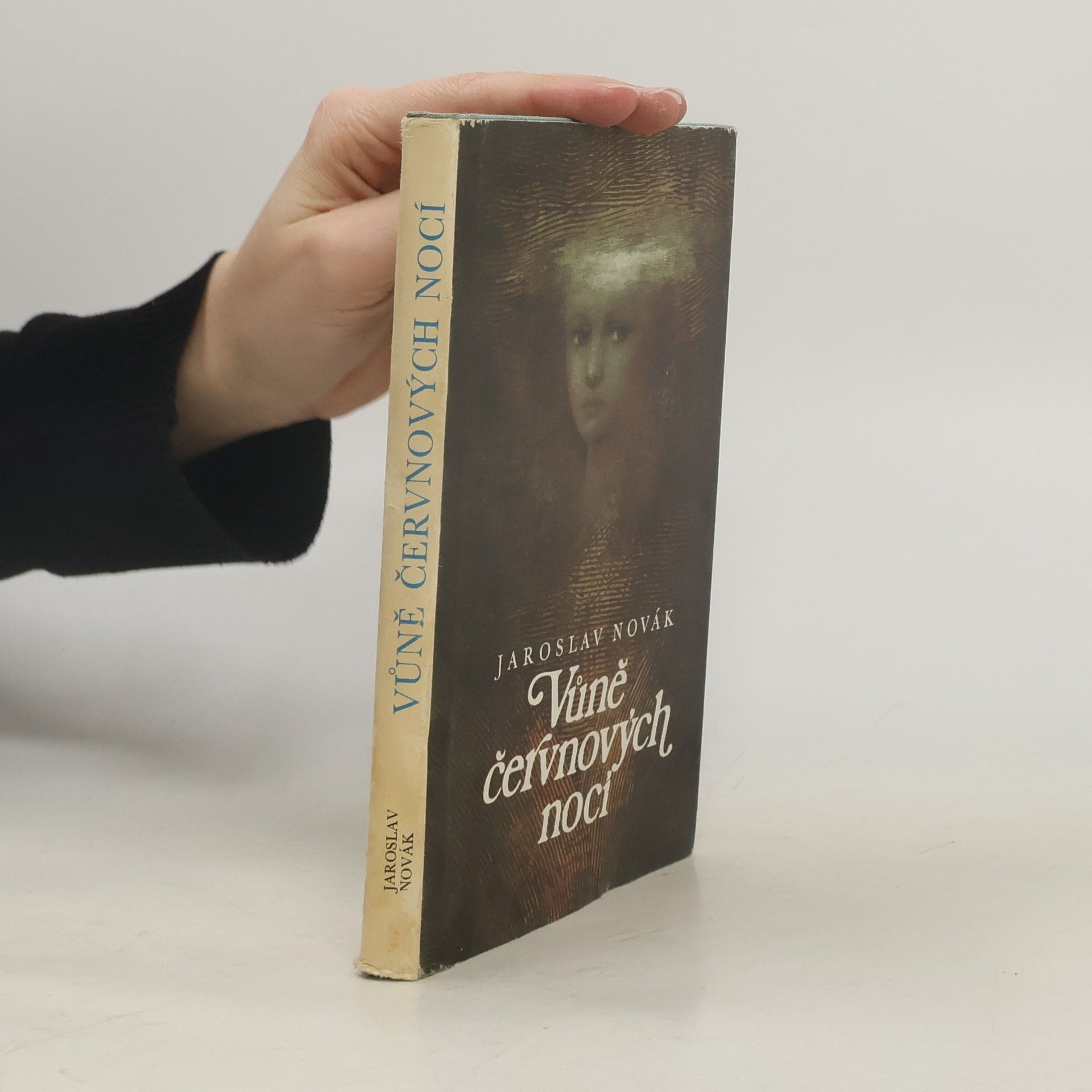 Vůně červnových nocí