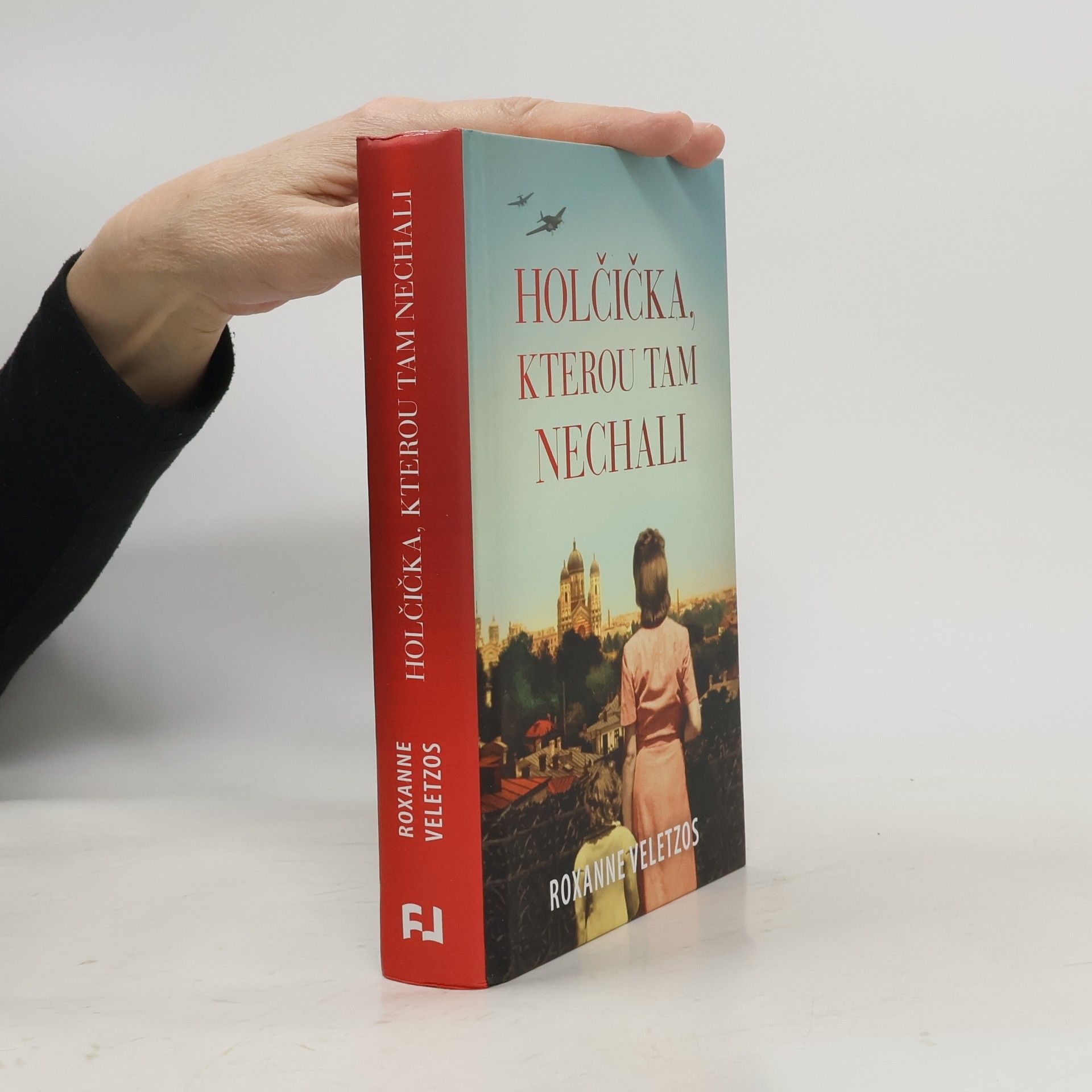 Roxanne Veletzos Holčička, kterou tam nechali