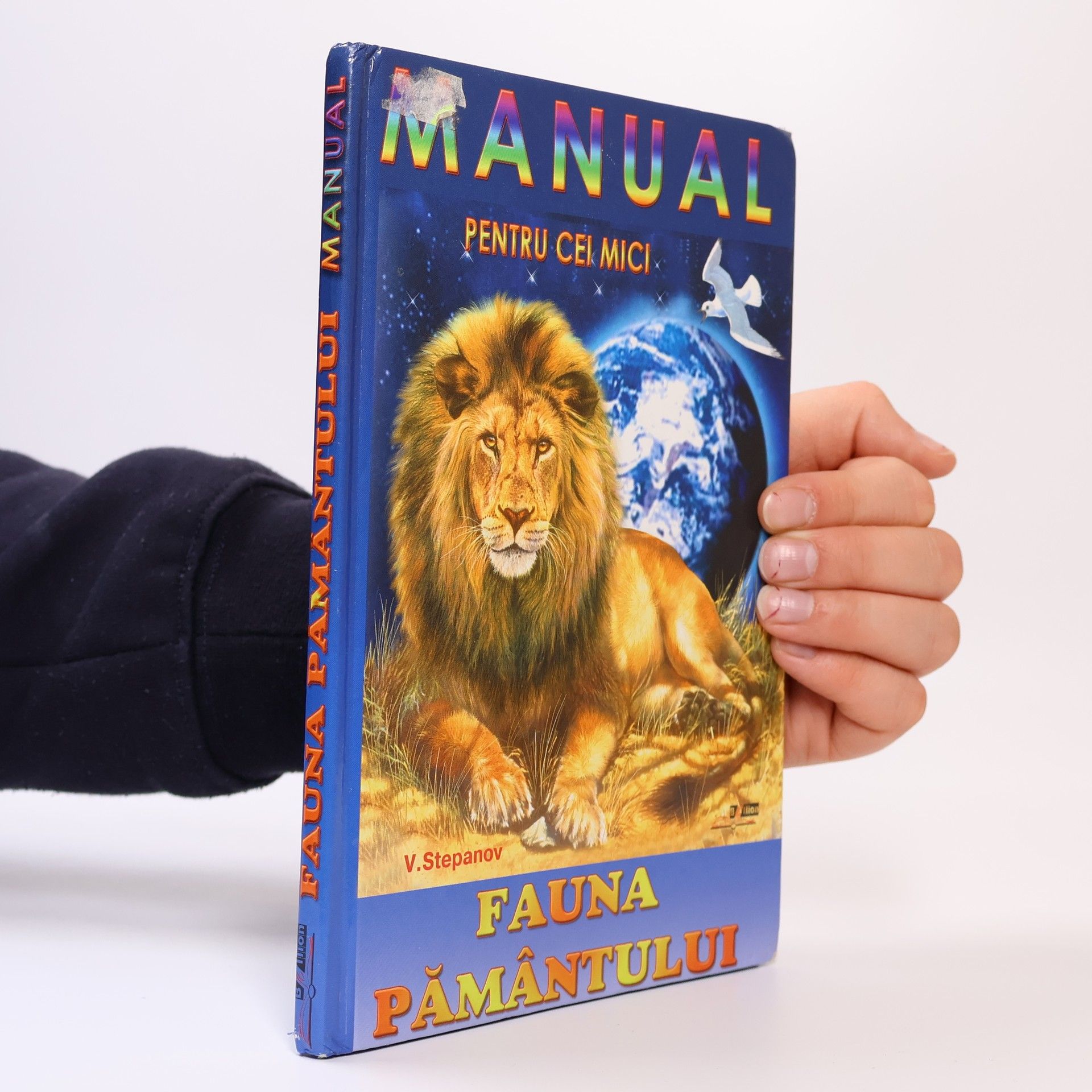 V. Stepanov Fauna Pământului