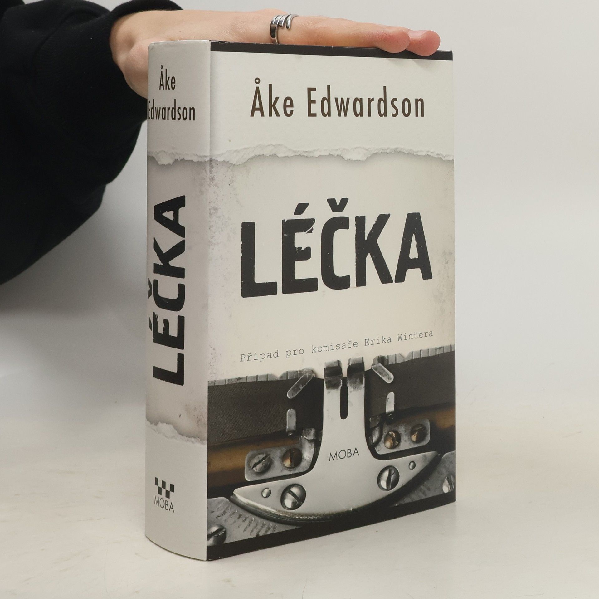 Åke Edwardson Léčka