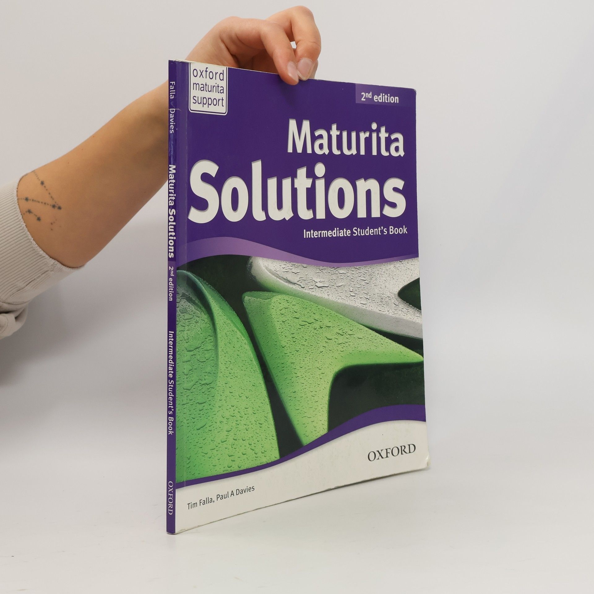 Paul A. Davies Maturita solutions. Intermediate student's book, 2012