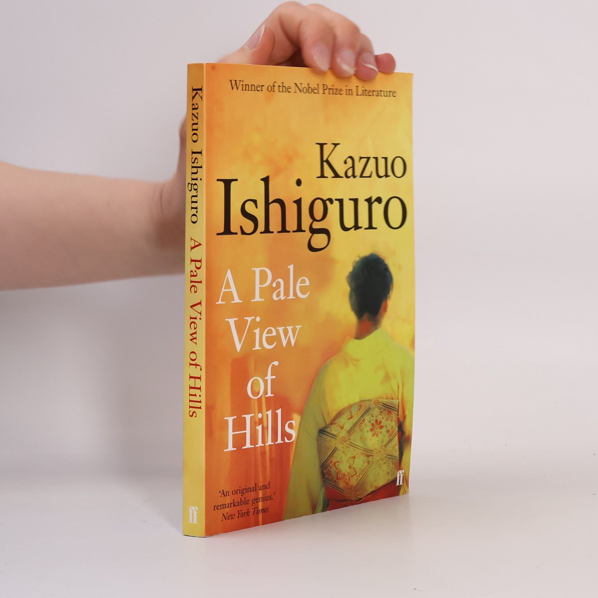 Kazuo Ishiguro A pale view of hills