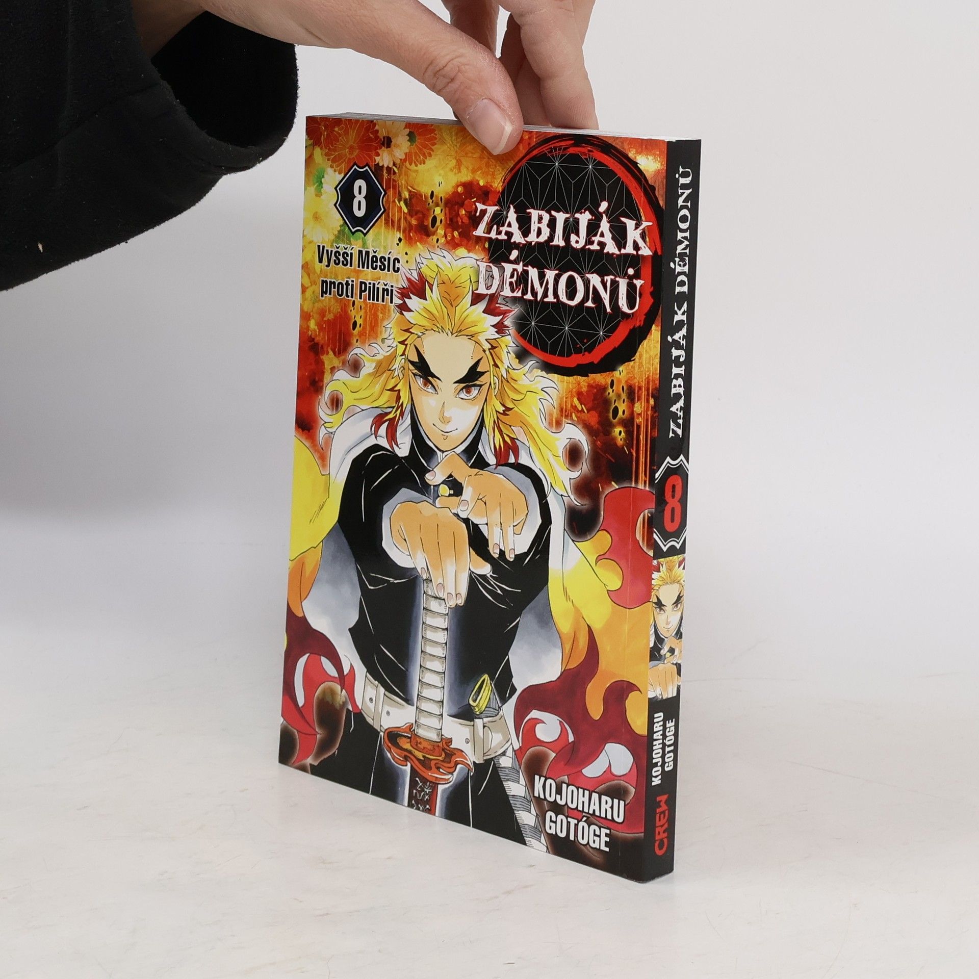 Koyoharu Gotoge Zabiják démonů. 8, Vyšší Měsíc proti Pilíři