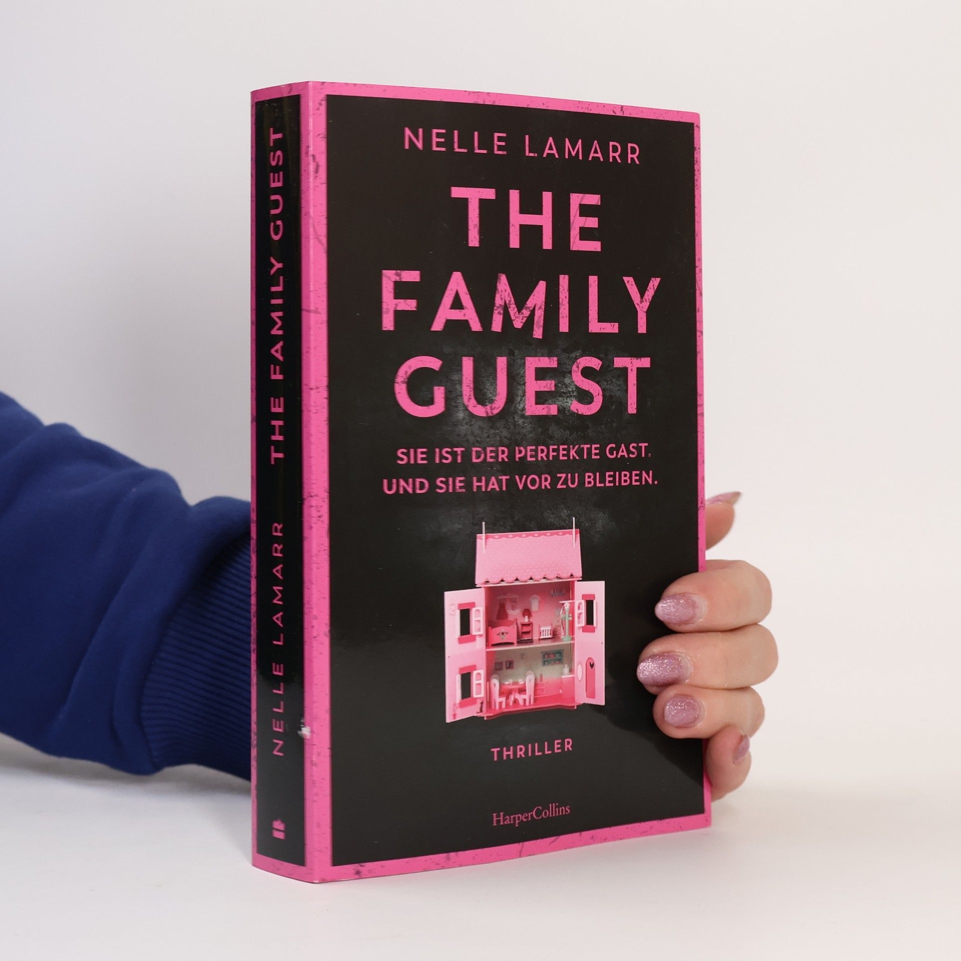 Nelle Lamarr The family guest