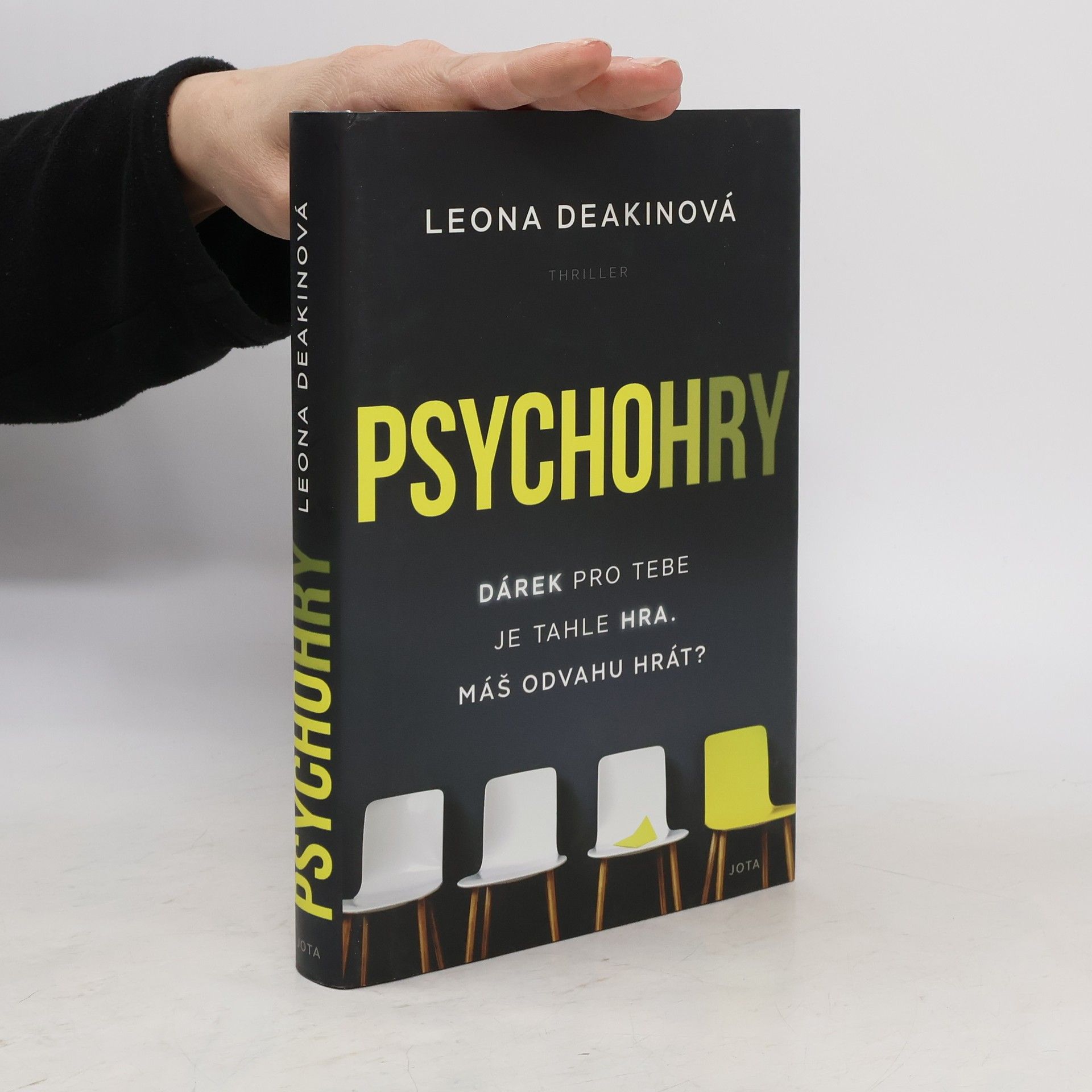 Leona Deakin Psychohry