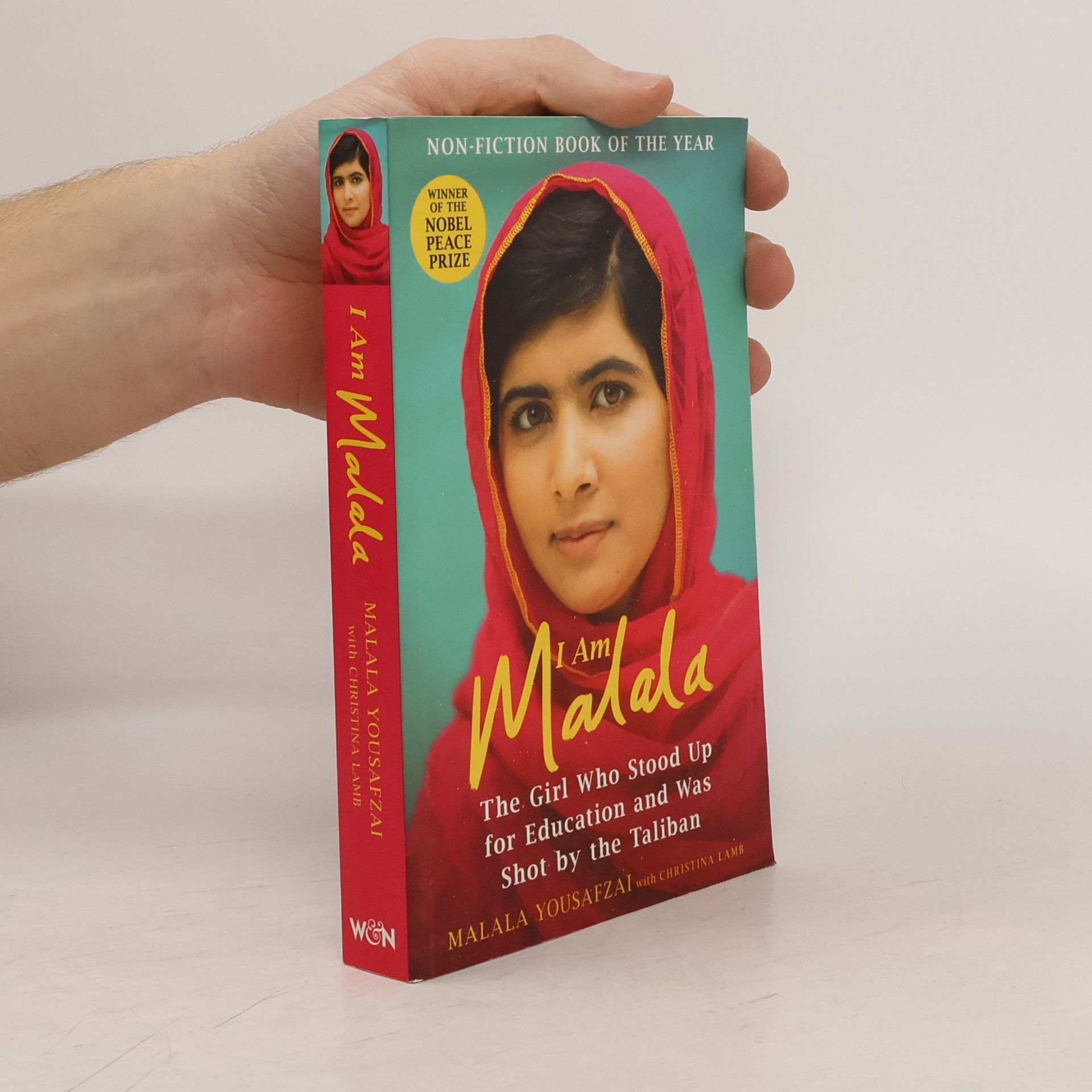 Malala Yousafzai I am Malala : the girl who stood up for education and was shot by the Taliban