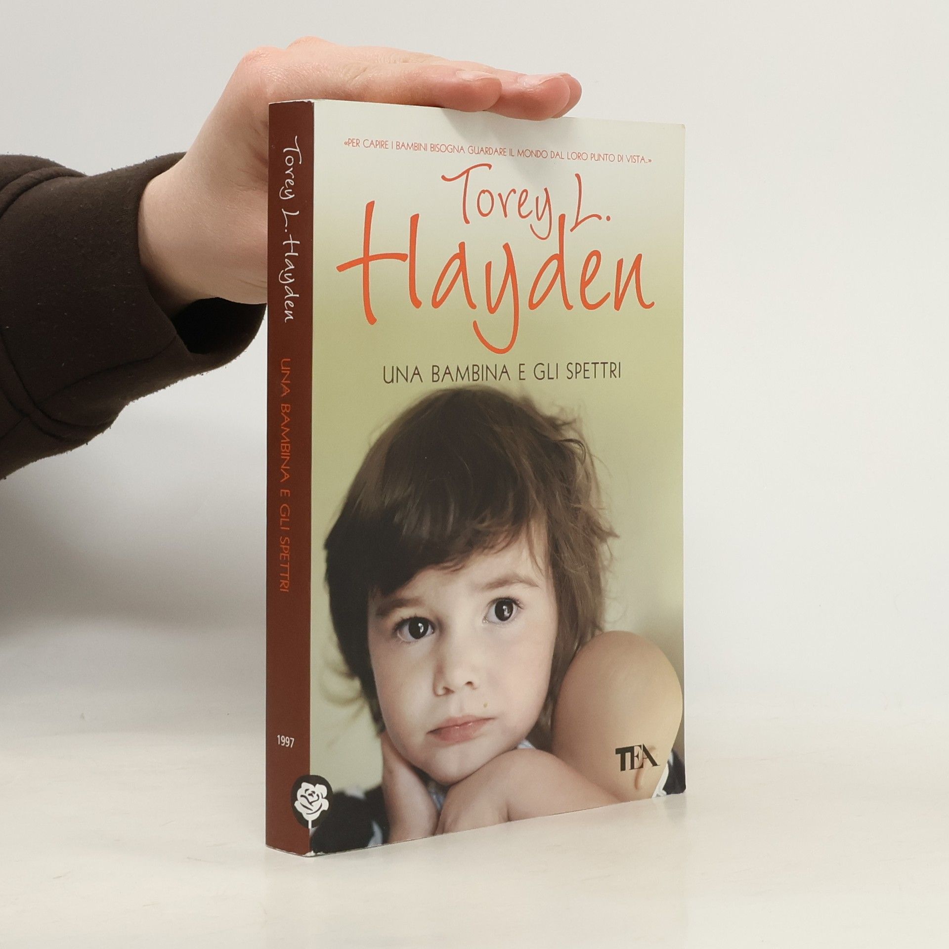 Piero Cavallari Una bambina e gli spettri