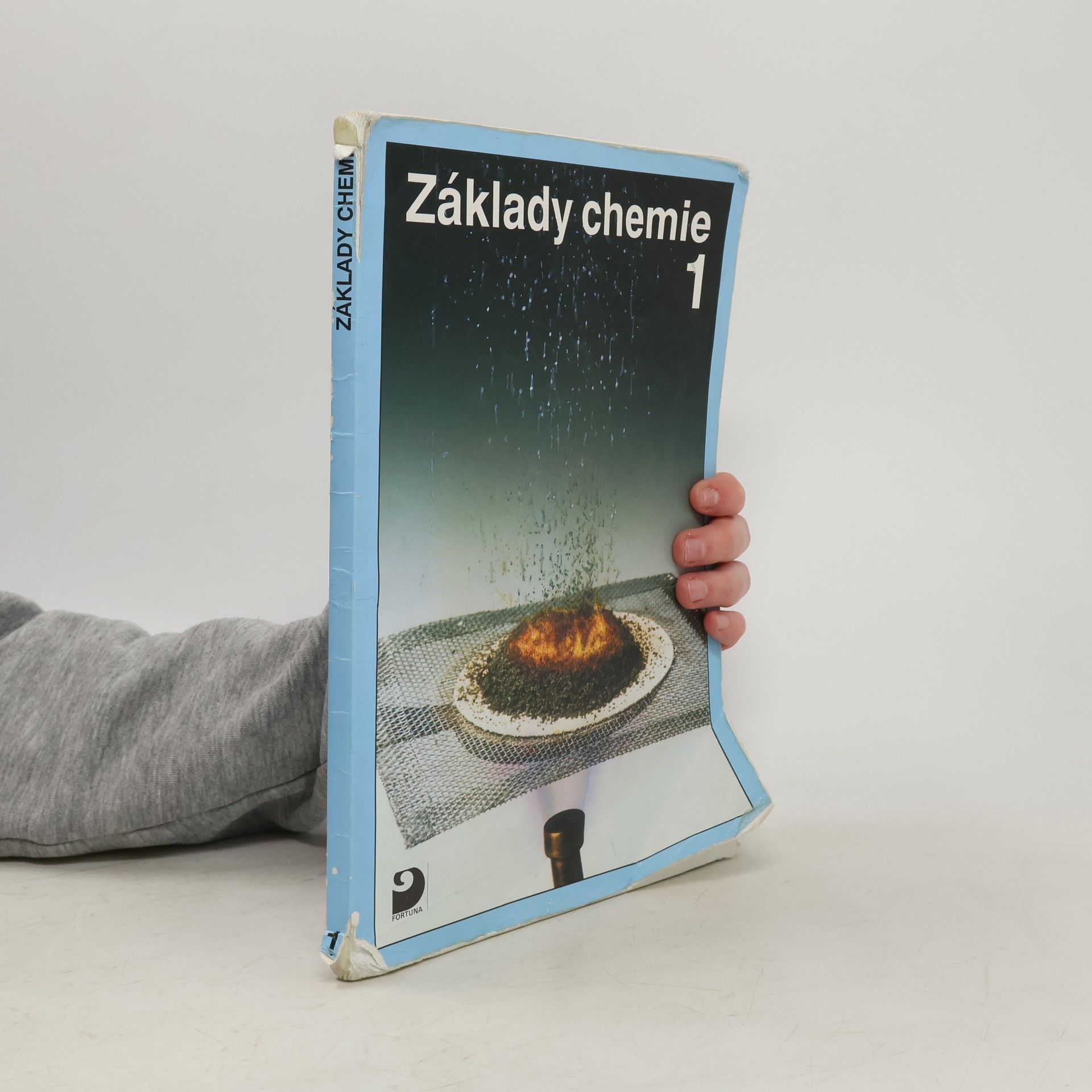Pavel Beneš Základy chemie 1