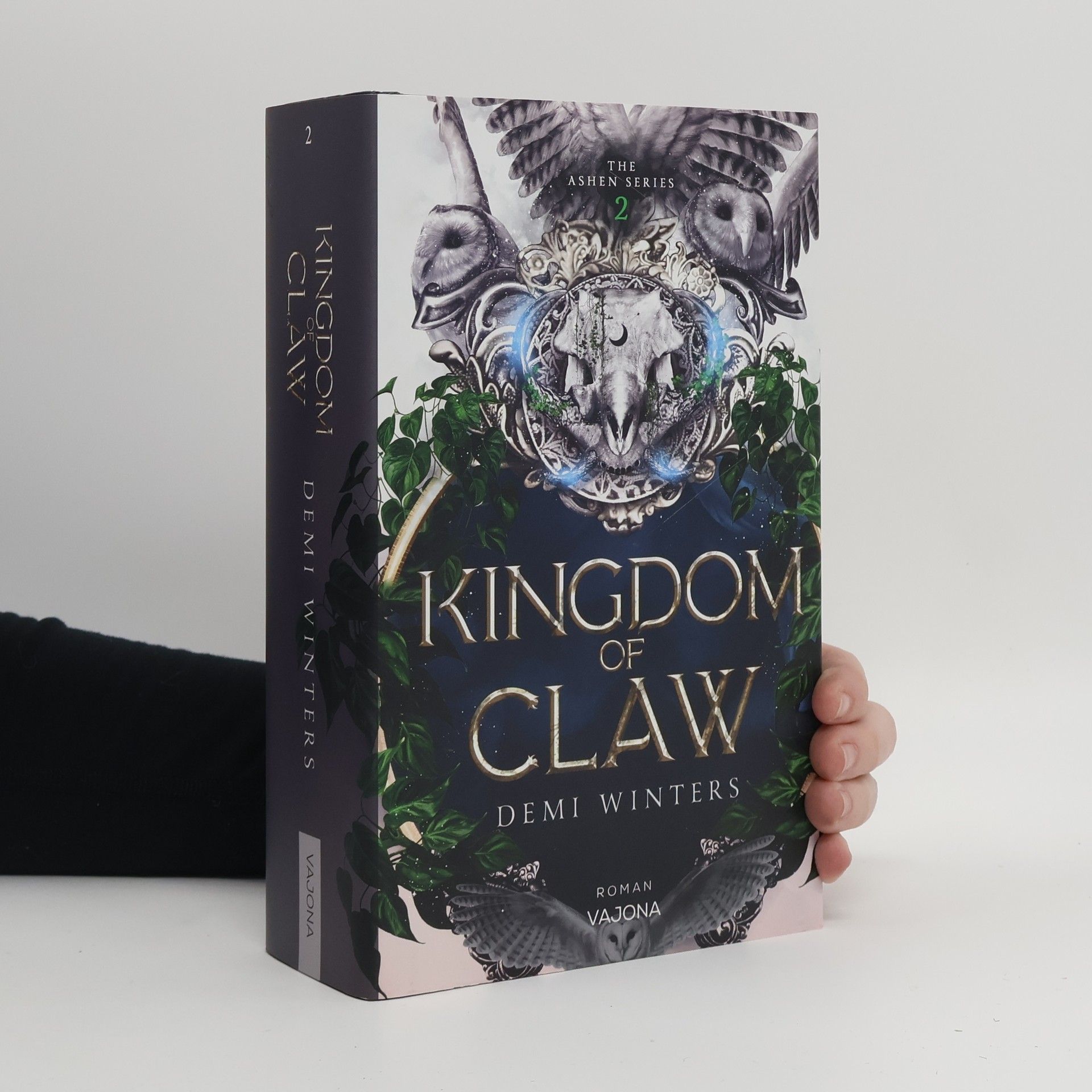 Demi Winters Kingdom of Claw