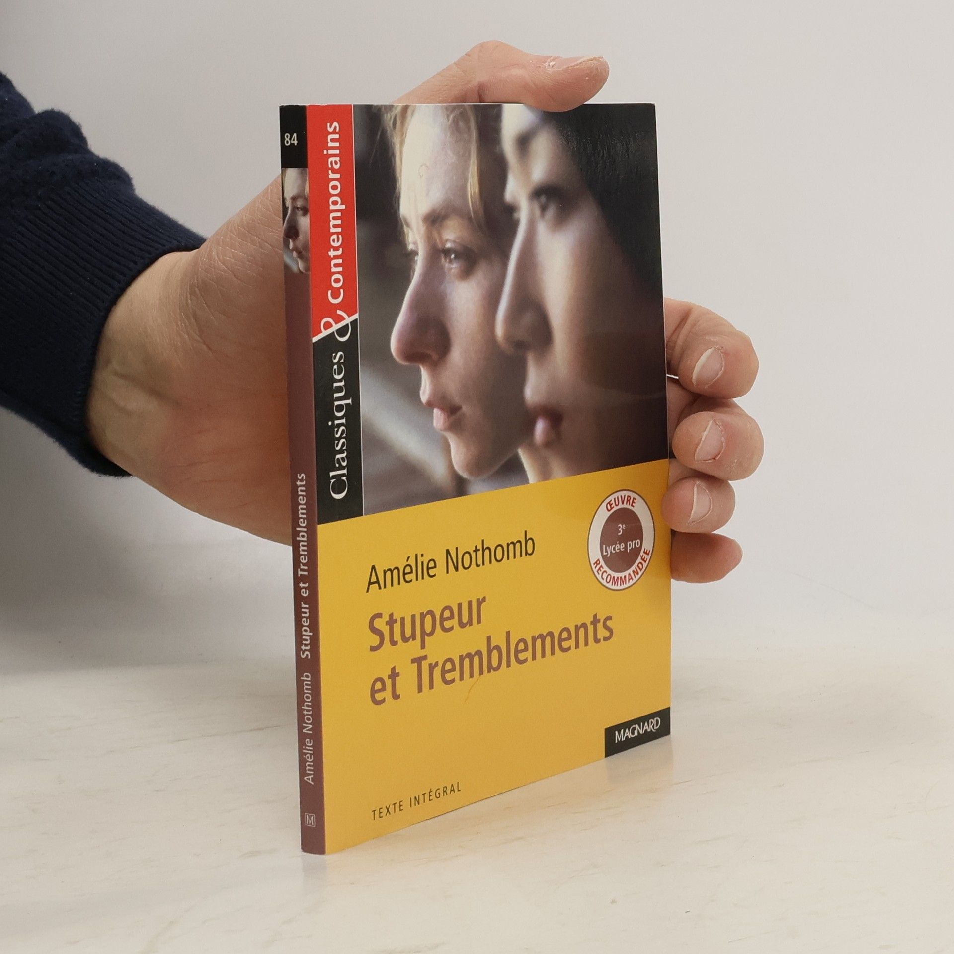 Amélie Nothomb Stupeur et tremblements d'A. Nothomb - Classiques et Contemporains