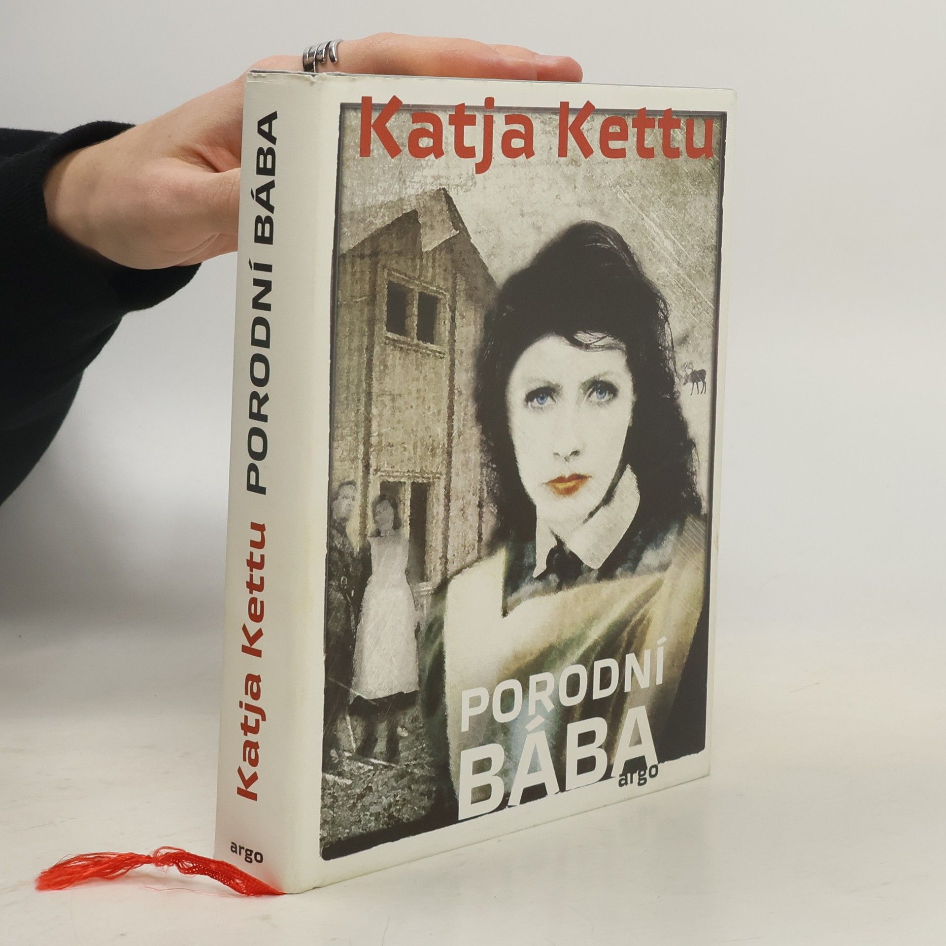 Katja Kettu Porodní bába