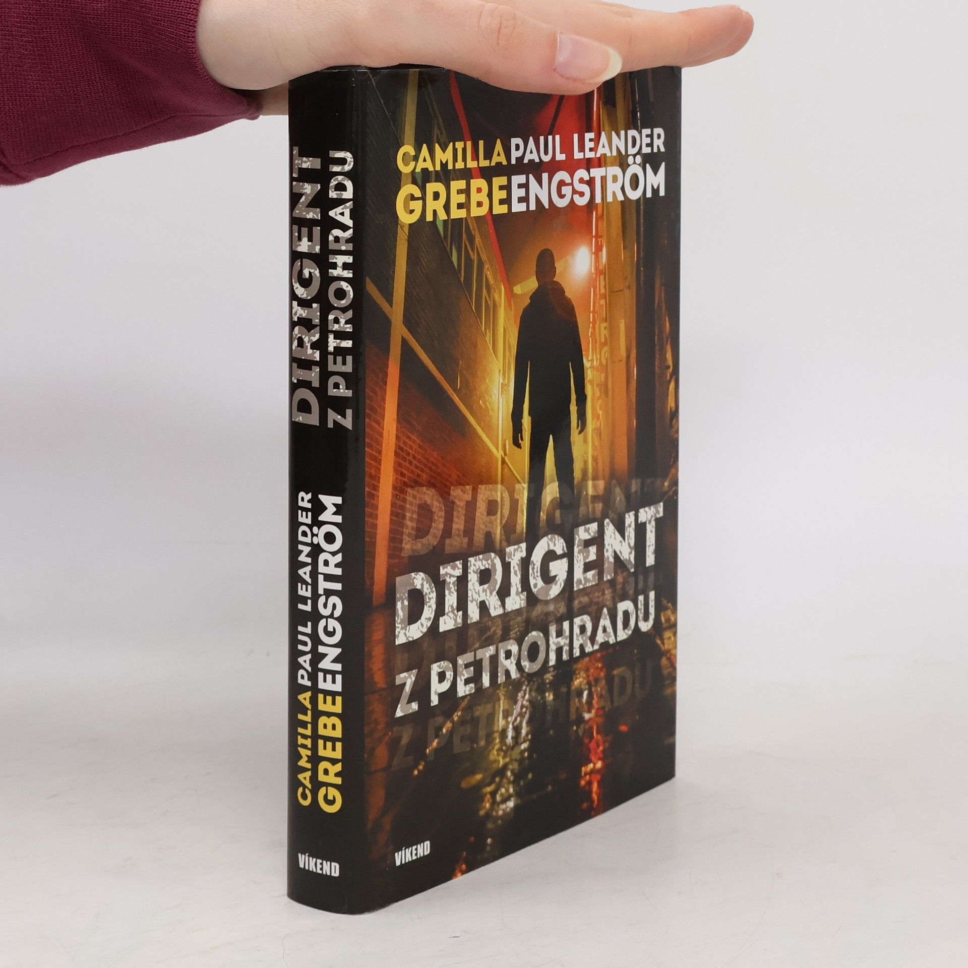 Camilla Grebe Dirigent z Petrohradu