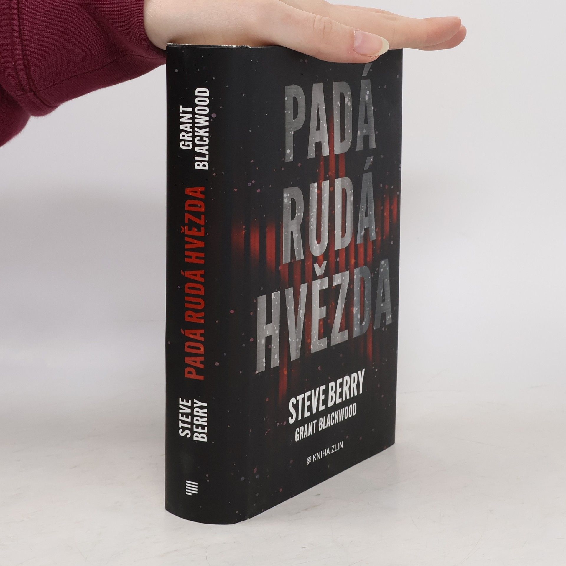 Steve Berry Luke Daniels 2. Padá rudá hvězda