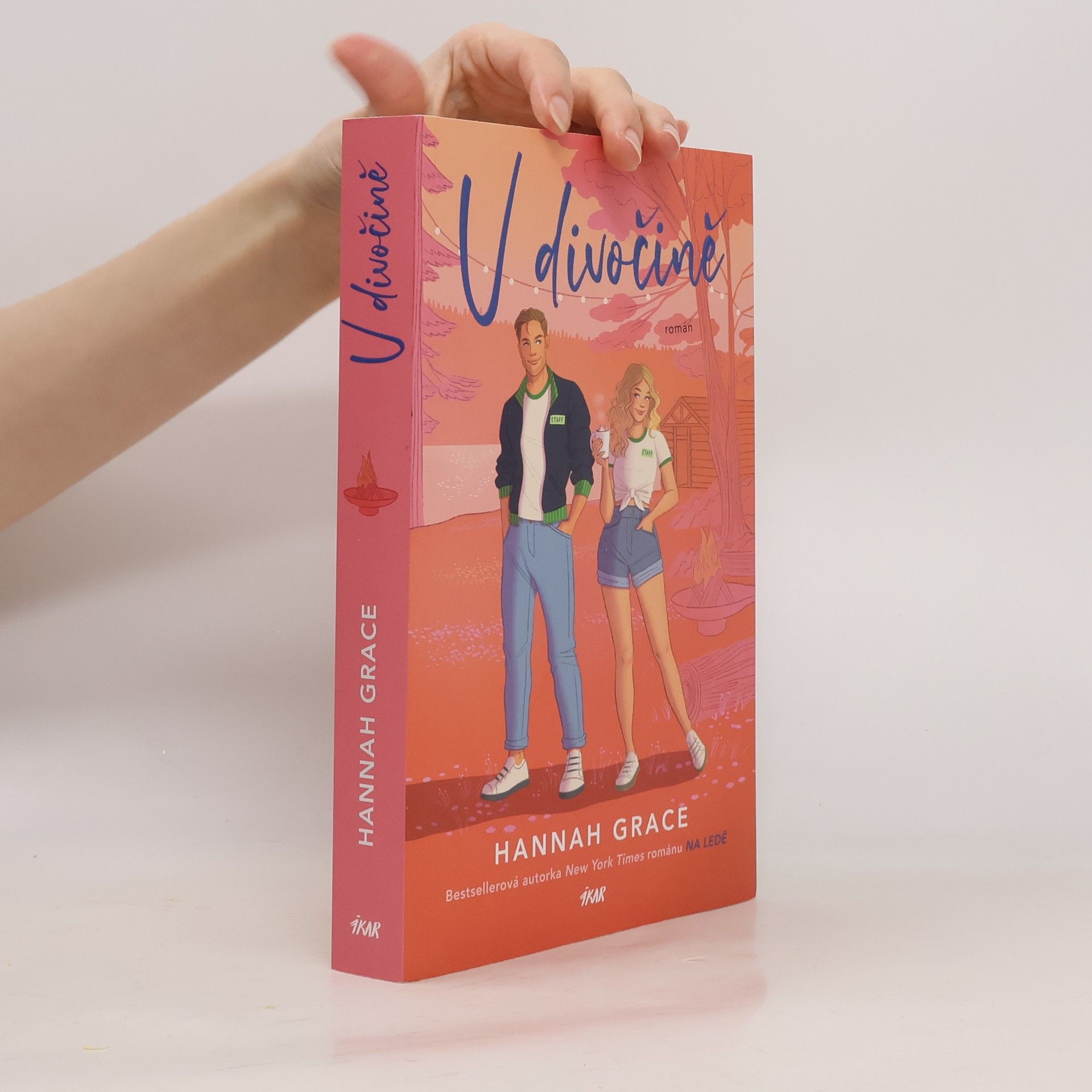 Hannah Grace V divočině