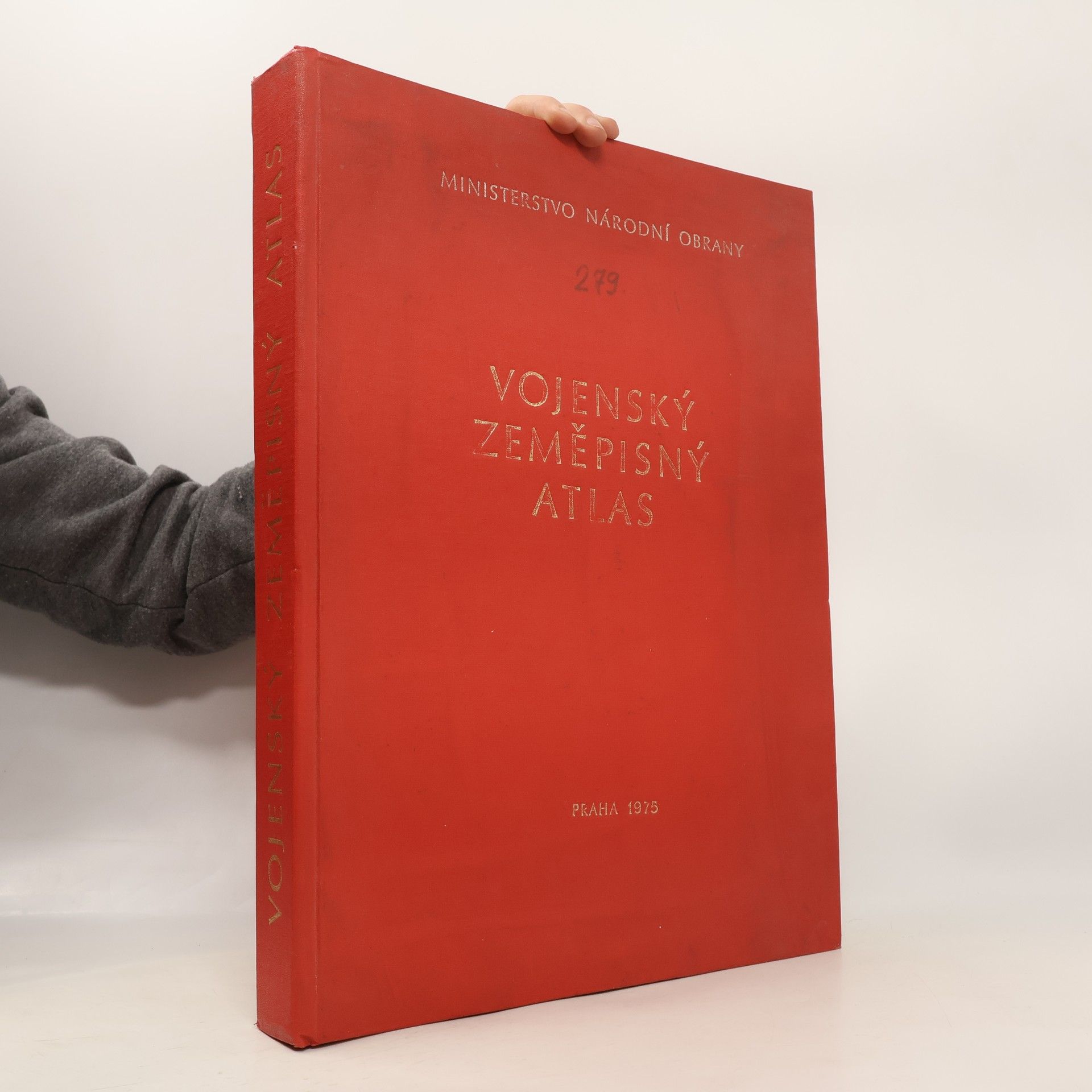 kolektiv Vojenský zeměpisný atlas