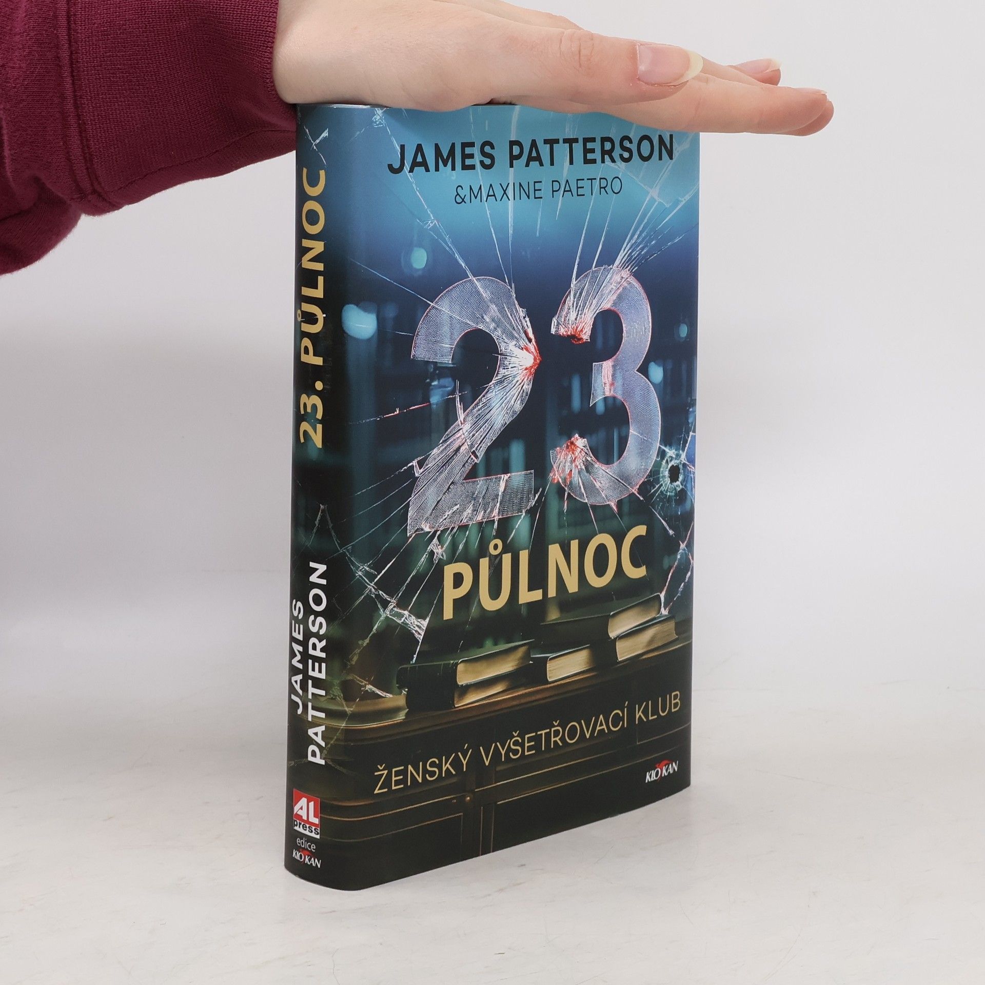 James Patterson 23. půlnoc