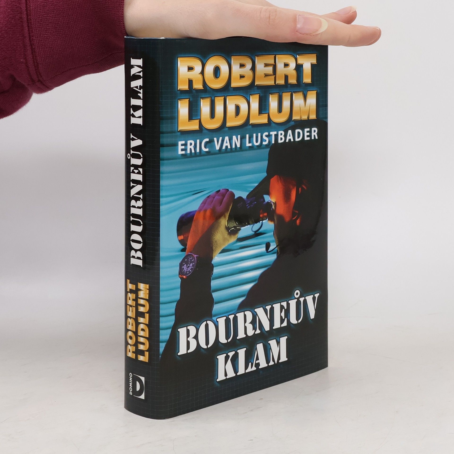 Robert Ludlum Bourneův klam