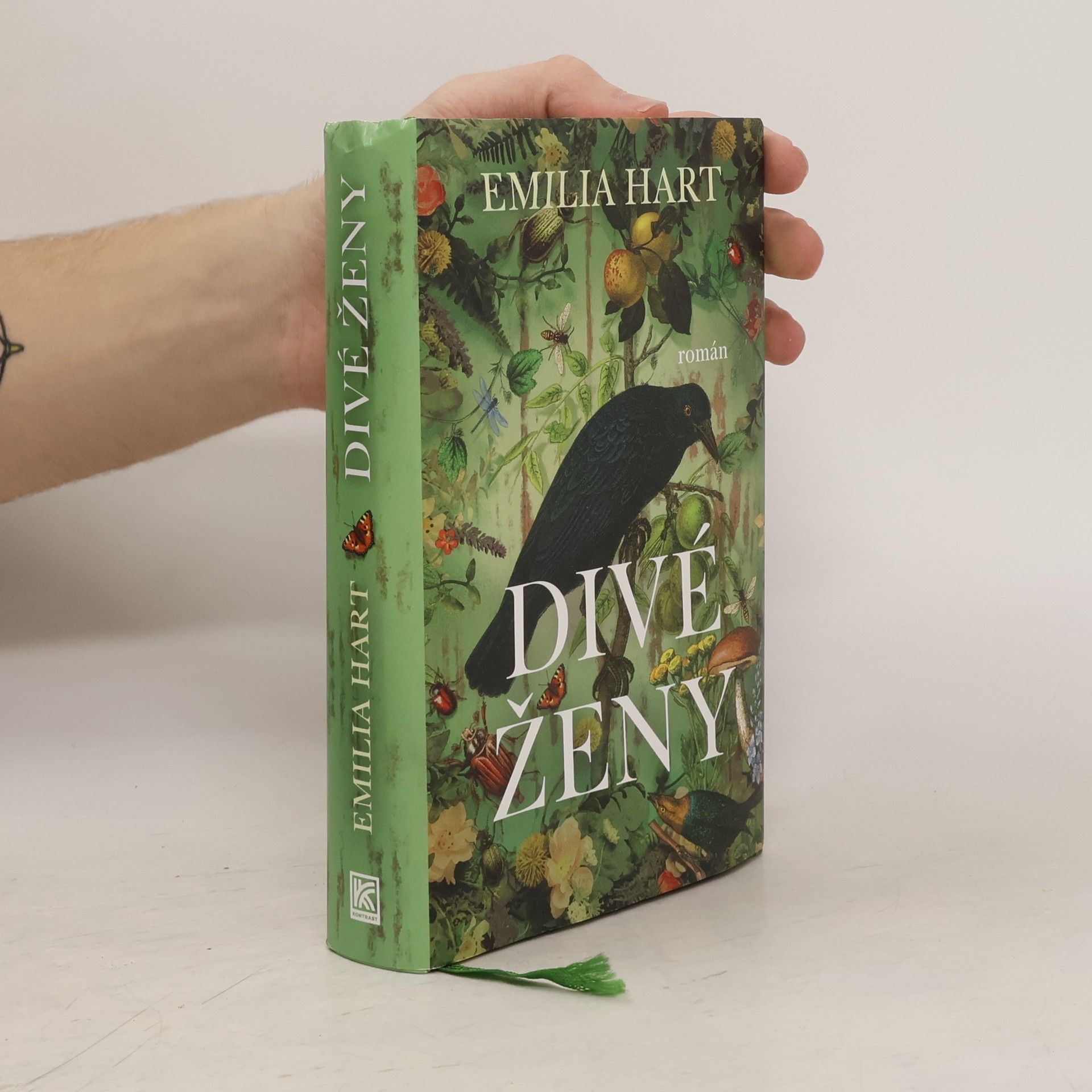 Emilia Hart Divé ženy