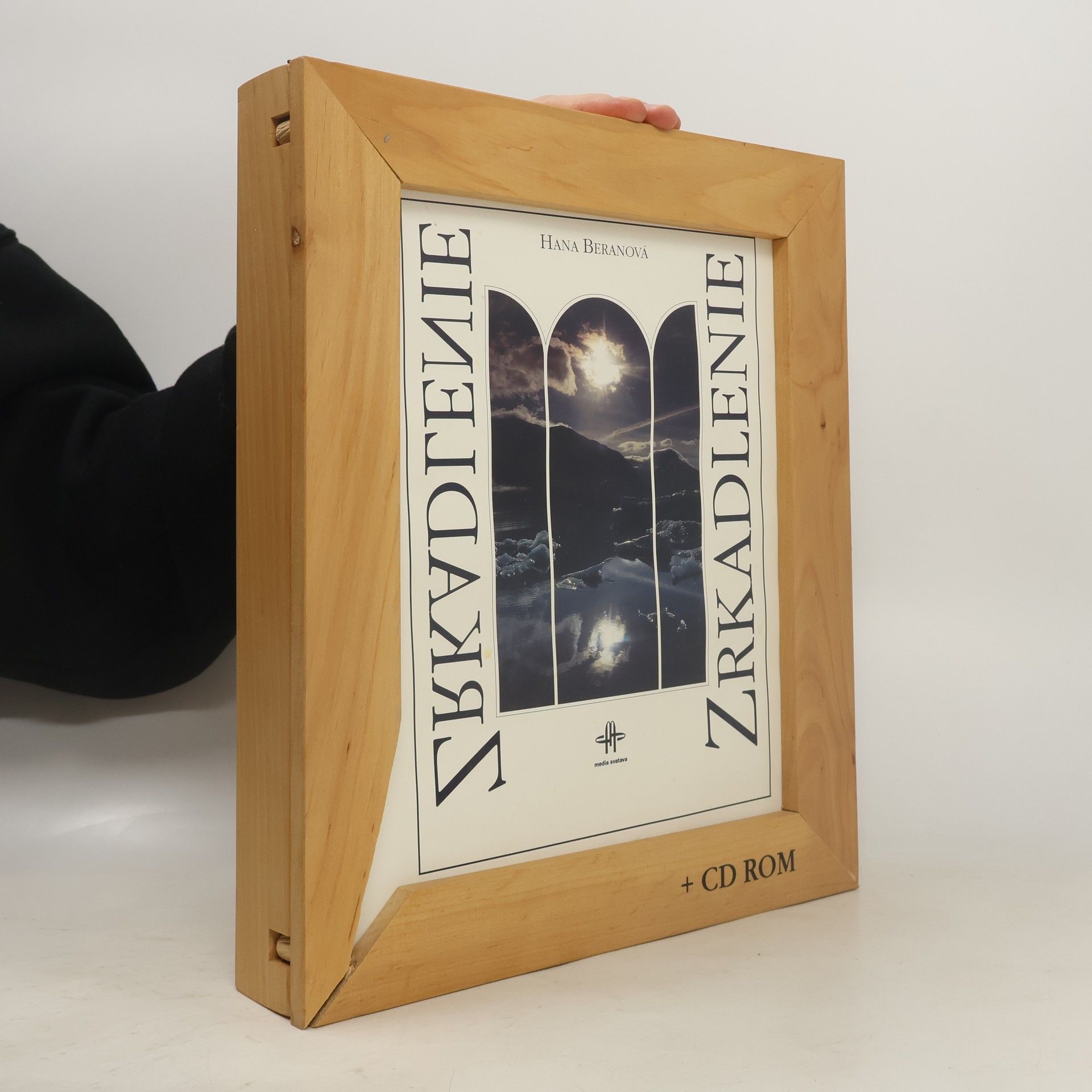 Hana Beranová Zrkadlenie