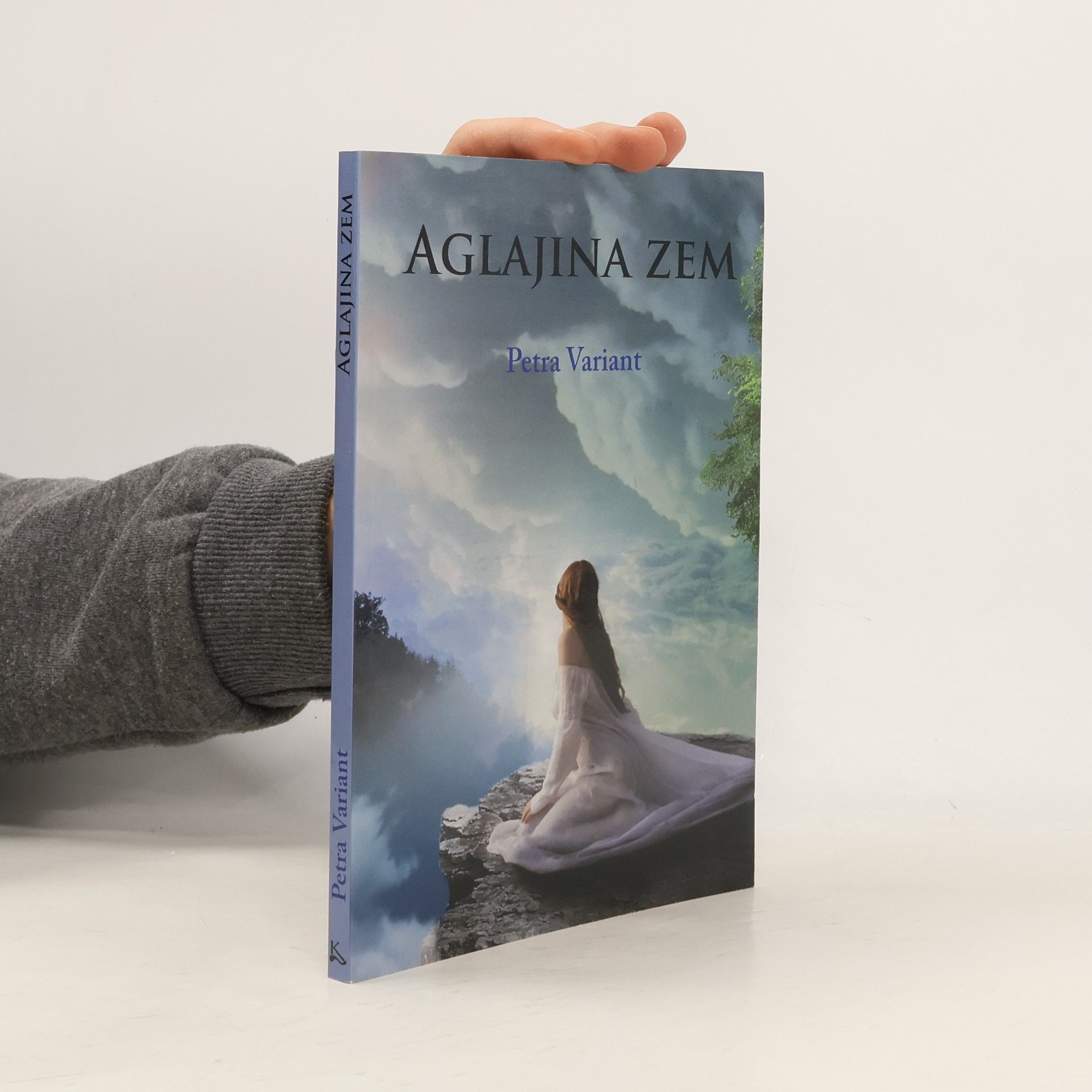 Petra Variant Aglajina zem