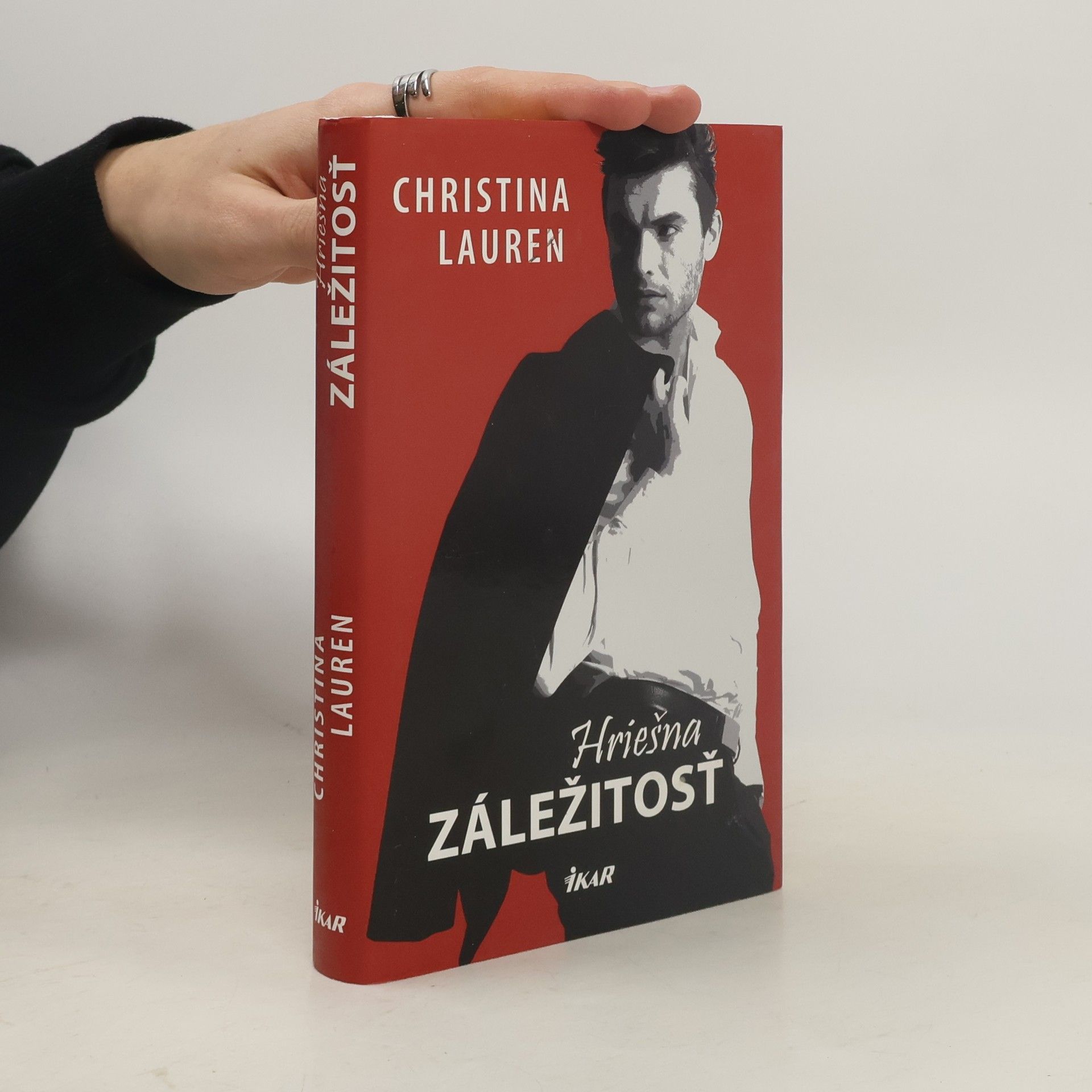 Christina Lauren Hriešna záležitosť