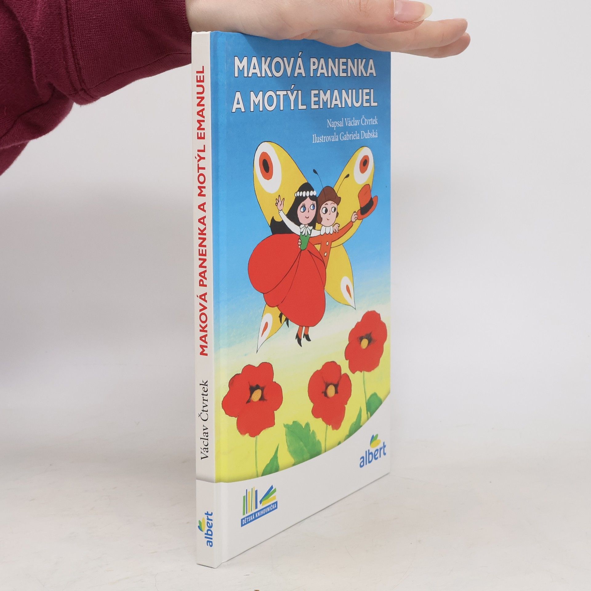 Maková panenka a motýl Emanuel